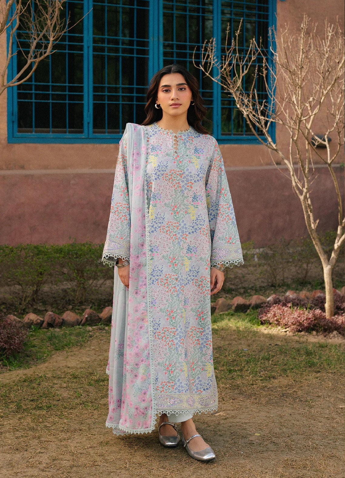 Ayzel By Afrozeh Core Embroidered Lawn 3 Piece Unstitched Suit AF24ACLV2 D-04 VIVEZZA Ayzel By Afrozeh Core Embroidered Lawn 3 Piece Unstitched Suit AF24ACLV2 D-04 VIVEZZA