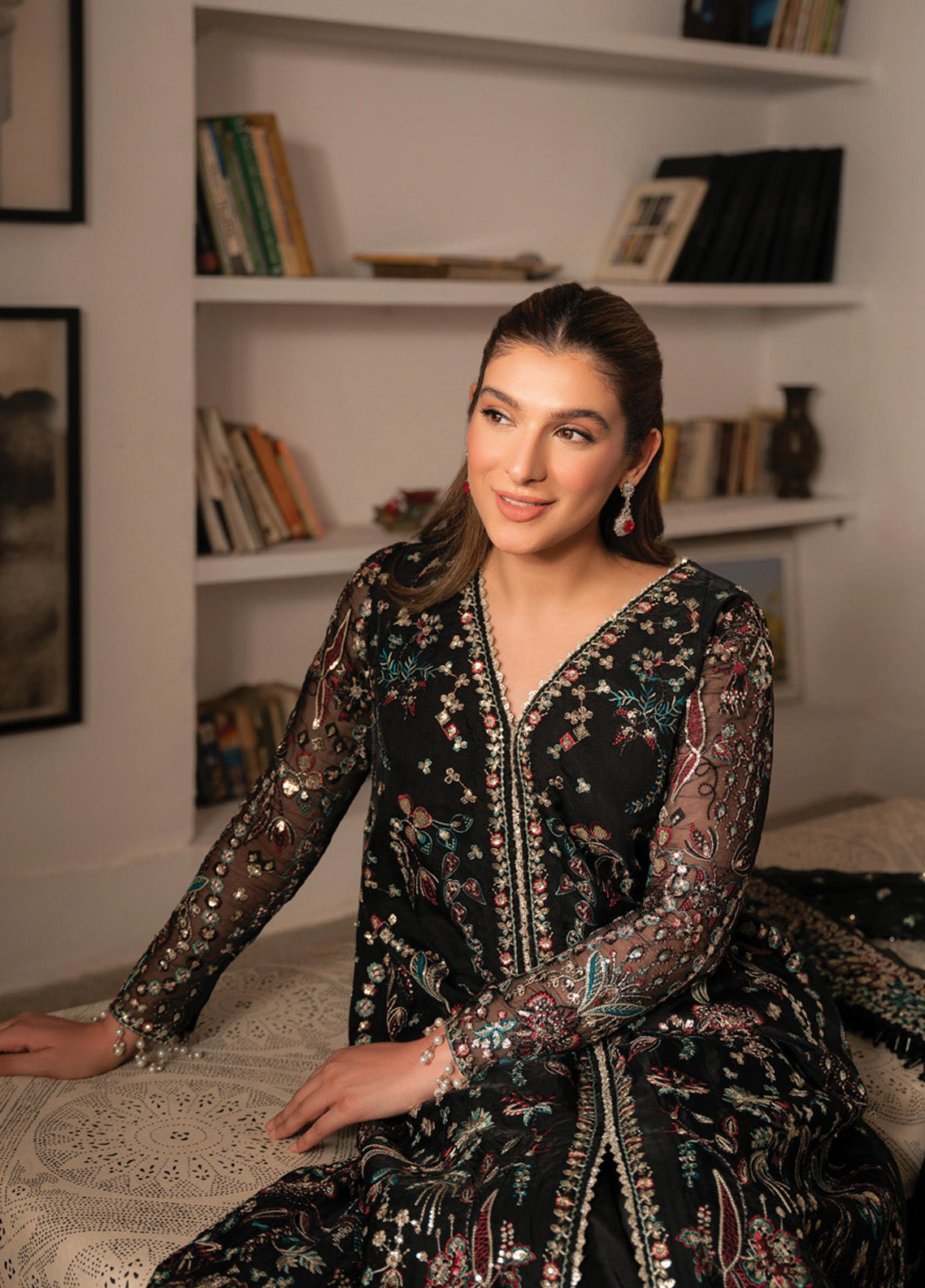 Ayzel By Afrozeh Solene Embroidered Organza 3 Piece Unstitched Suit AF24SF D-06 FLEUR Ayzel By Afrozeh Solene Embroidered Organza 3 Piece Unstitched Suit AF24SF D-06 FLEUR