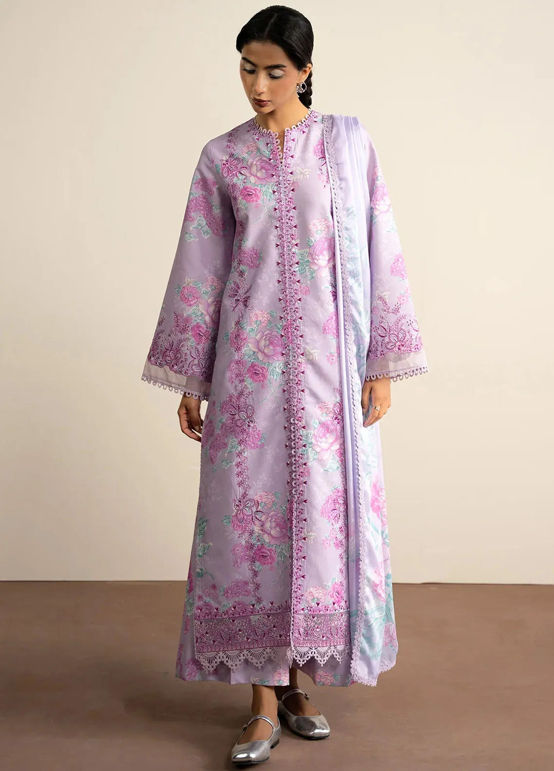 Ayzel By Afrozeh The Bare Minimum Core Embroidered Lawn 3 Piece Unstitched Suit AF24ABMV1 D-01 MOON FLOWER Ayzel By Afrozeh The Bare Minimum Core Embroidered Lawn 3 Piece Unstitched Suit AF24ABMV1 D-01 MOON FLOWER