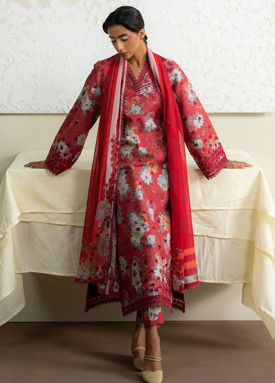 Ayzel By Afrozeh The Bare Minimum Core Embroidered Lawn 3 Piece Unstitched Suit AF24ABMV1 D-07 HONEY ROSE Ayzel By Afrozeh The Bare Minimum Core Embroidered Lawn 3 Piece Unstitched Suit AF24ABMV1 D-07 HONEY ROSE