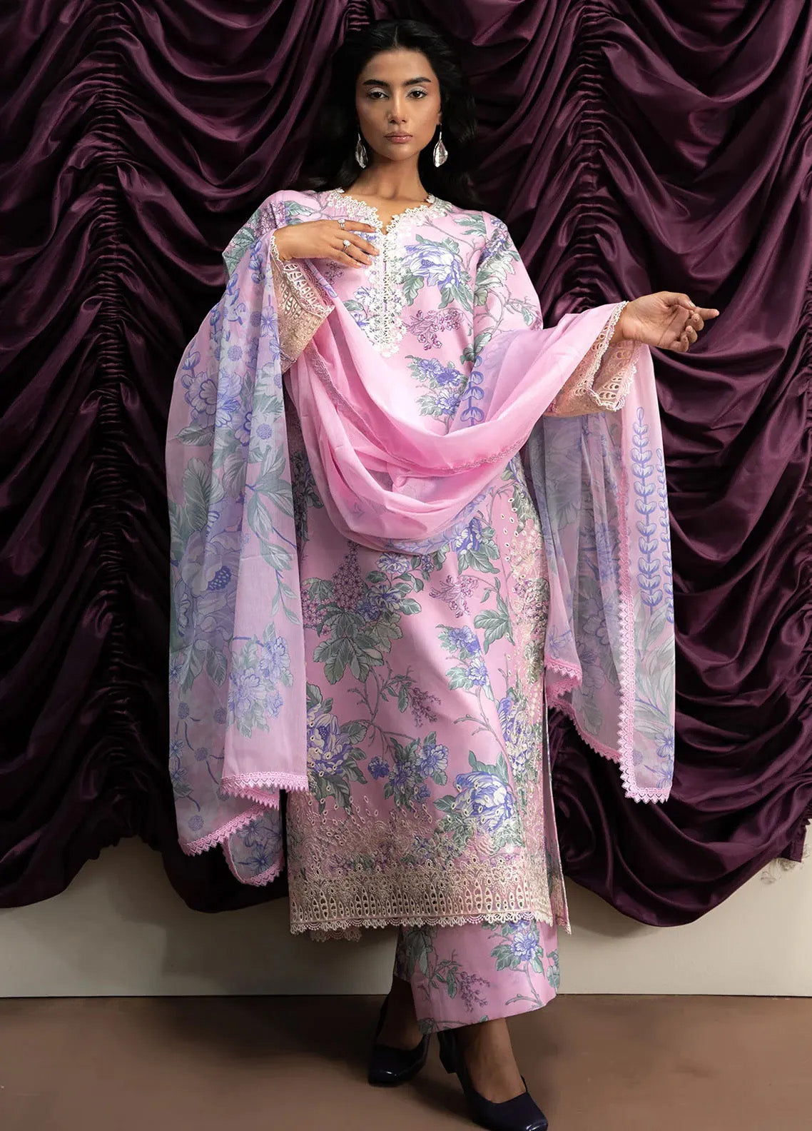 Ayzel By Afrozeh The Bare Minimum Core Embroidered Lawn 3 Piece Unstitched Suit AF24ABMV1 D-12 SKY FLORA Ayzel By Afrozeh The Bare Minimum Core Embroidered Lawn 3 Piece Unstitched Suit AF24ABMV1 D-12 SKY FLORA