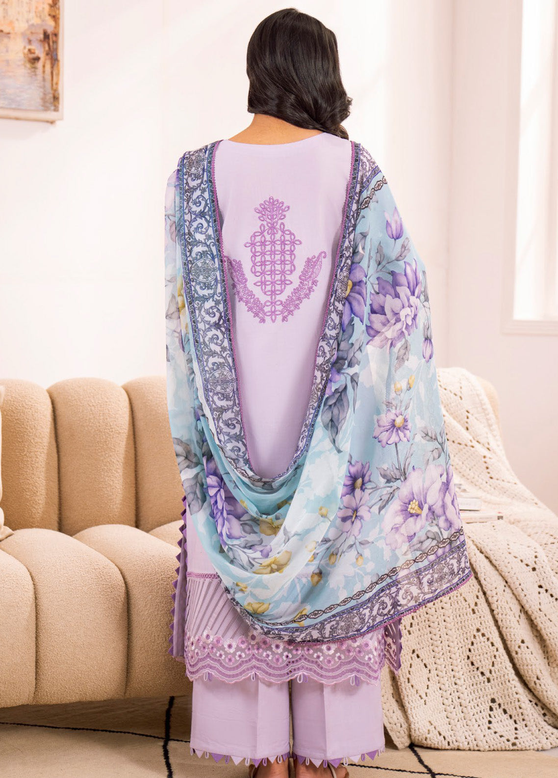 Azalea By Zavi Embroidered Lawn 3 Piece Unstitched Suit ZV25AL D-106 Azalea By Zavi Embroidered Lawn 3 Piece Unstitched Suit ZV25AL D-106