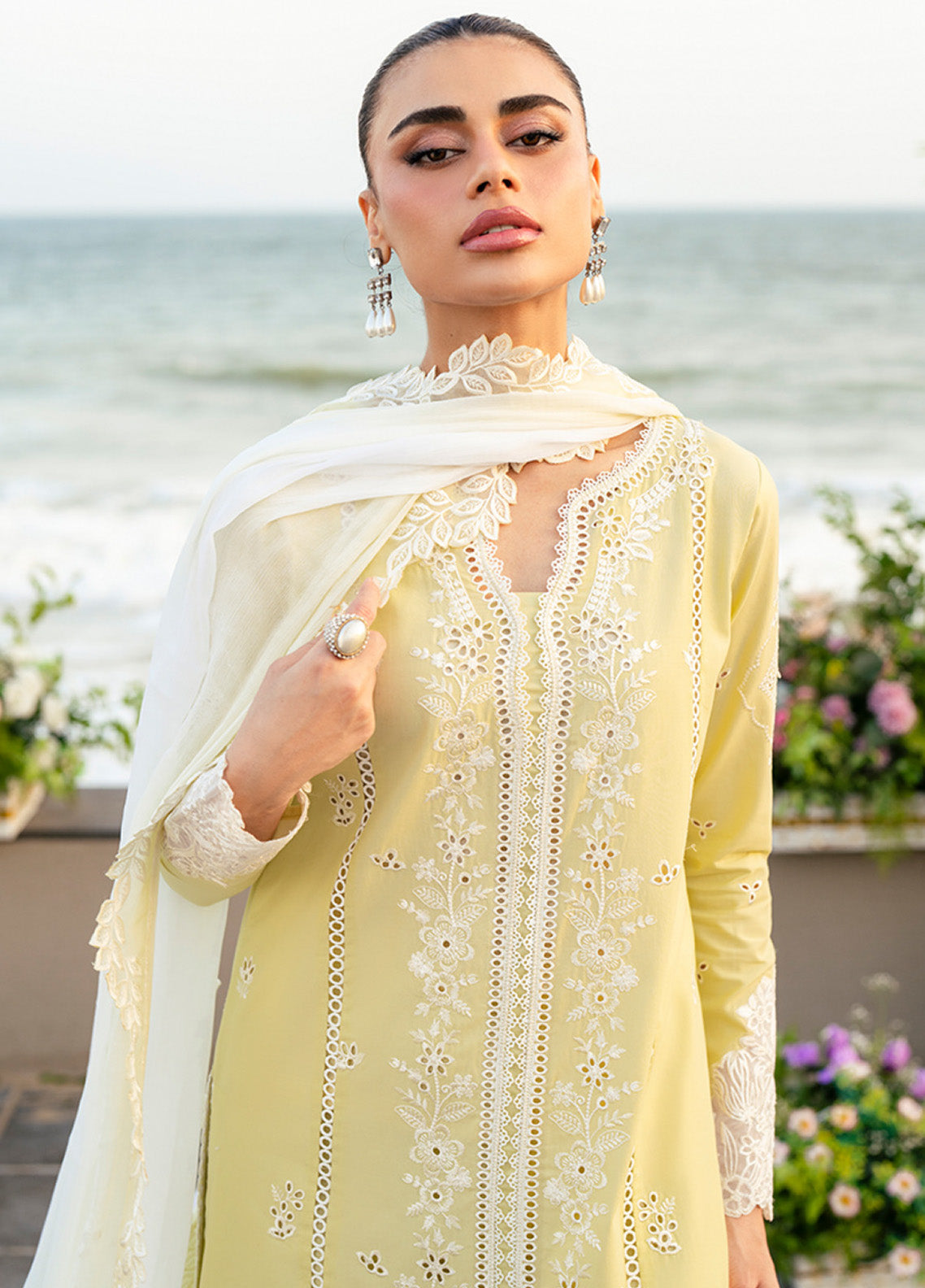Azure Luxury Embroidered Lawn 3 Piece Unstitched Suit AZU25LL D-IMPERIAL SAFFRON Azure Luxury Embroidered Lawn 3 Piece Unstitched Suit AZU25LL D-IMPERIAL SAFFRON