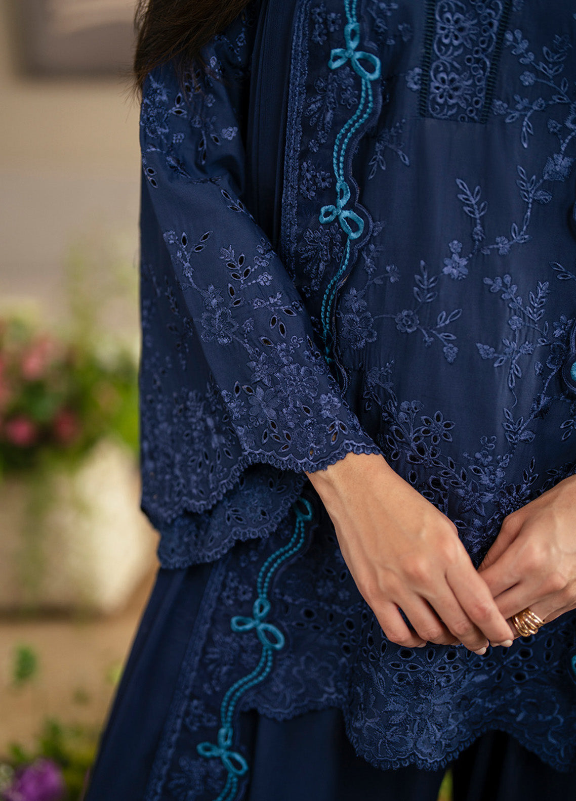 Azure Luxury Embroidered Lawn 3 Piece Unstitched Suit AZU25LL D-SAPPHIRE VEIL Azure Luxury Embroidered Lawn 3 Piece Unstitched Suit AZU25LL D-SAPPHIRE VEIL