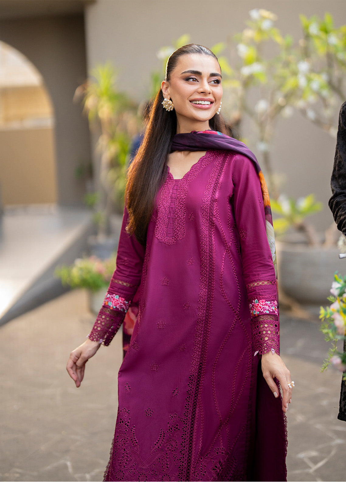 Azure Luxury Embroidered Lawn 3 Piece Unstitched Suit AZU25LL D-WINE MIRAGE Azure Luxury Embroidered Lawn 3 Piece Unstitched Suit AZU25LL D-WINE MIRAGE