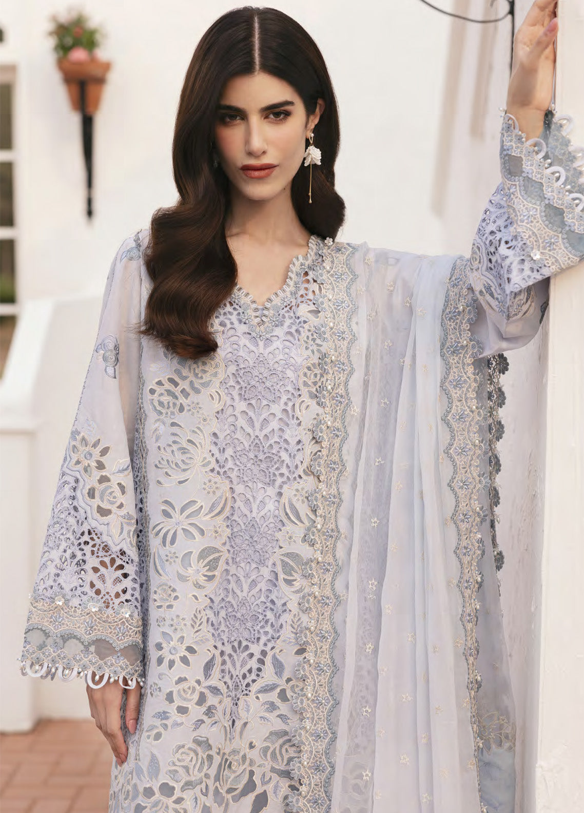 Baroque Embroidered Lawn 3 Piece Unstitched Suit BQ25EL D-02 Baroque Embroidered Lawn 3 Piece Unstitched Suit BQ25EL D-02