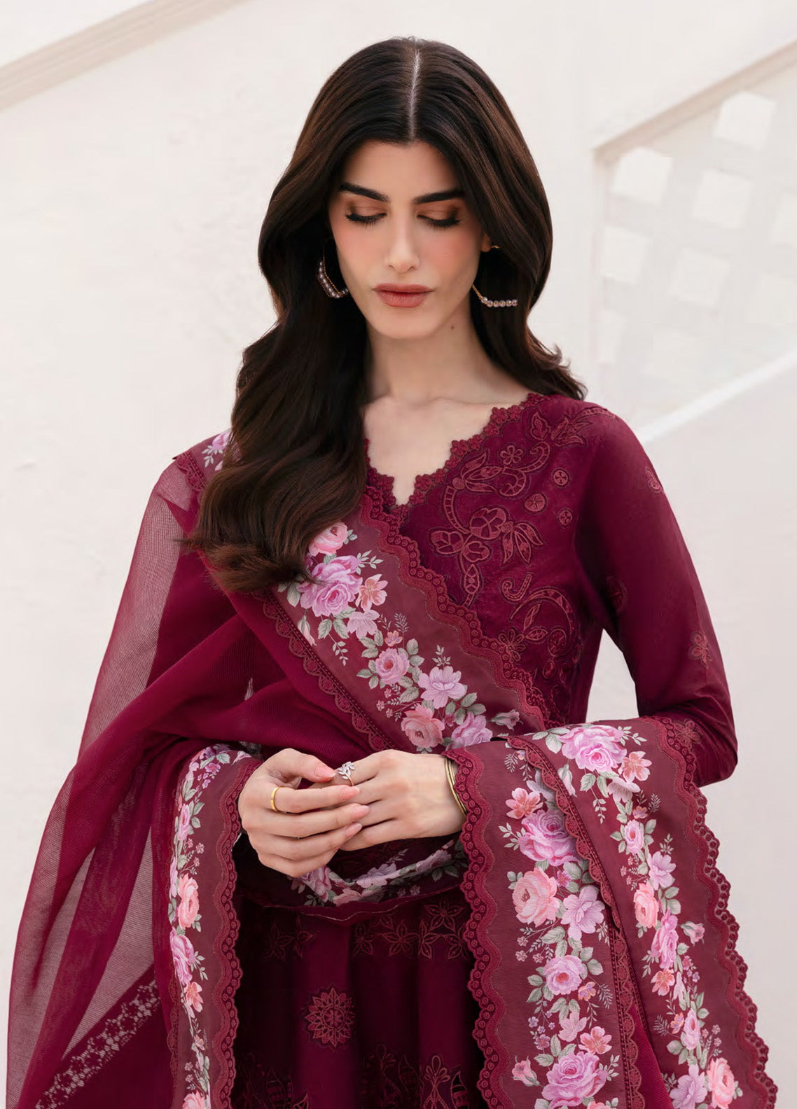 Baroque Embroidered Lawn 3 Piece Unstitched Suit BQ25EL D-05 Baroque Embroidered Lawn 3 Piece Unstitched Suit BQ25EL D-05