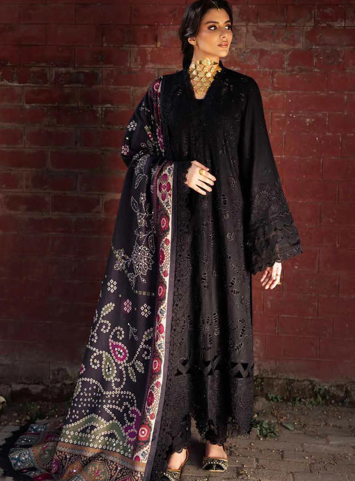 Bazaar By Nureh Embroidered Chikankari Khaddar 4 Piece Unstitched Suit NU24CW NE-117 Bazaar By Nureh Embroidered Chikankari Khaddar 4 Piece Unstitched Suit NU24CW NE-117