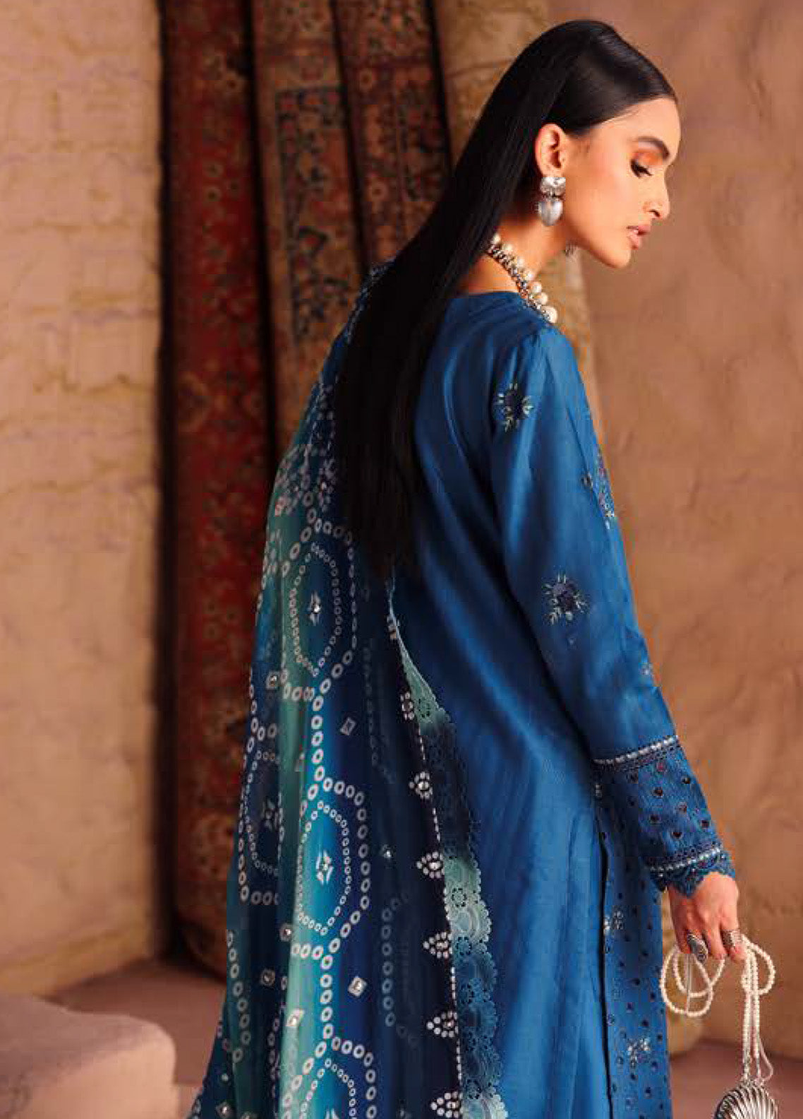 Bazaar By Nureh Embroidered Lawn 3 Piece Unstitched Suit NU25BCDL NE-160 Bazaar By Nureh Embroidered Lawn 3 Piece Unstitched Suit NU25BCDL NE-160