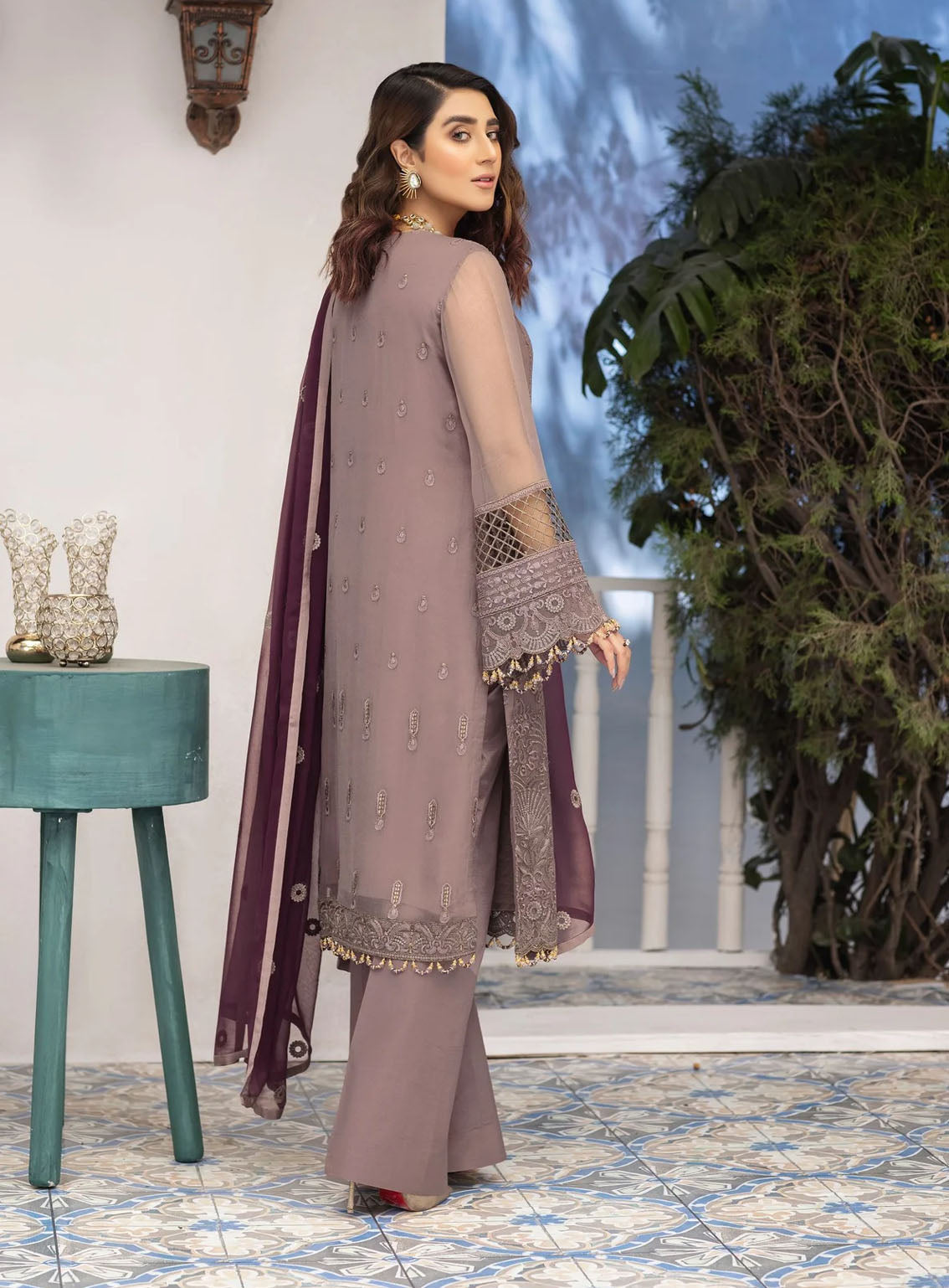 Best Of Flossie Luxury Embroidered Chiffon 3 Piece Unstitched Suit FS24KK D-908 Best Of Flossie Luxury Embroidered Chiffon 3 Piece Unstitched Suit FS24KK D-908