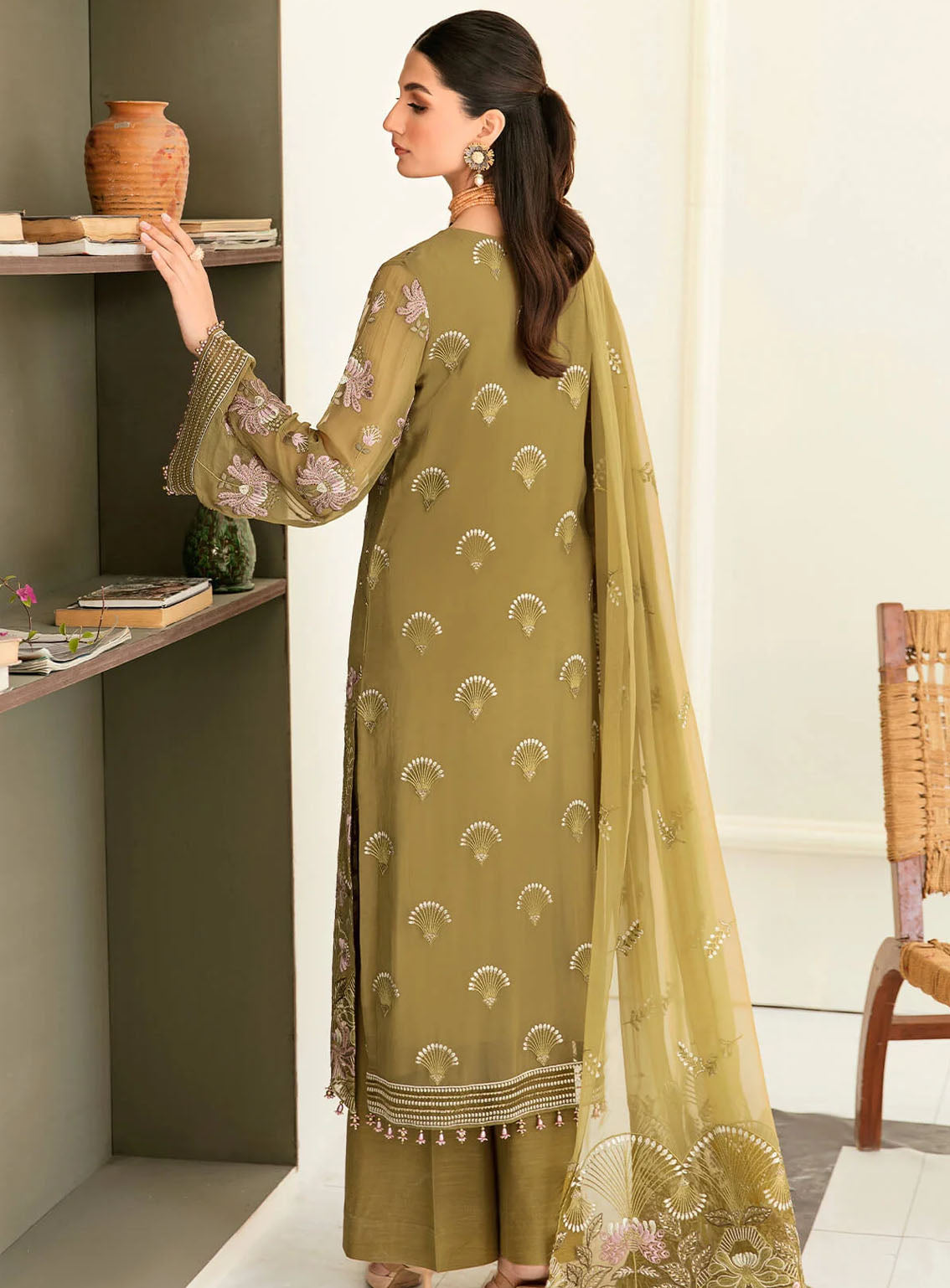 Best Of Flossie Luxury Embroidered Chiffon 3 Piece Unstitched Suit FS24SLC D-1203 Best Of Flossie Luxury Embroidered Chiffon 3 Piece Unstitched Suit FS24SLC D-1203