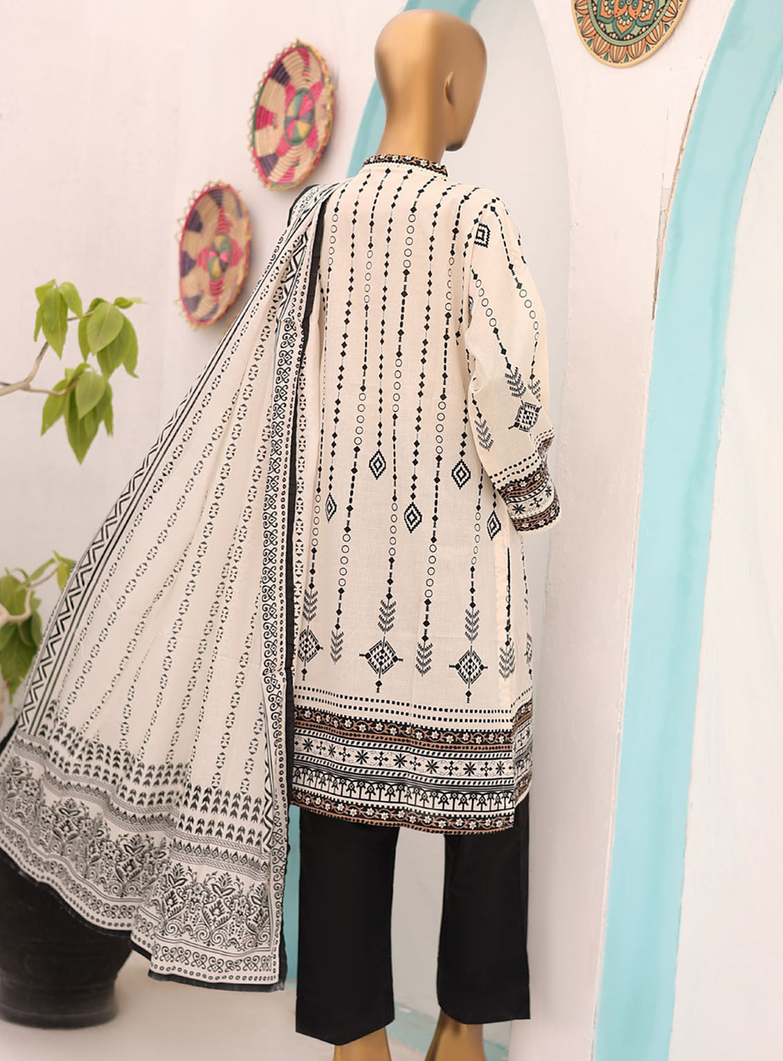 Bin Saeed Black & White Lawn 3 Piece Stitched Suit - BS24BWL BS-04 Bin Saeed Black & White Lawn 3 Piece Stitched Suit - BS24BWL BS-04