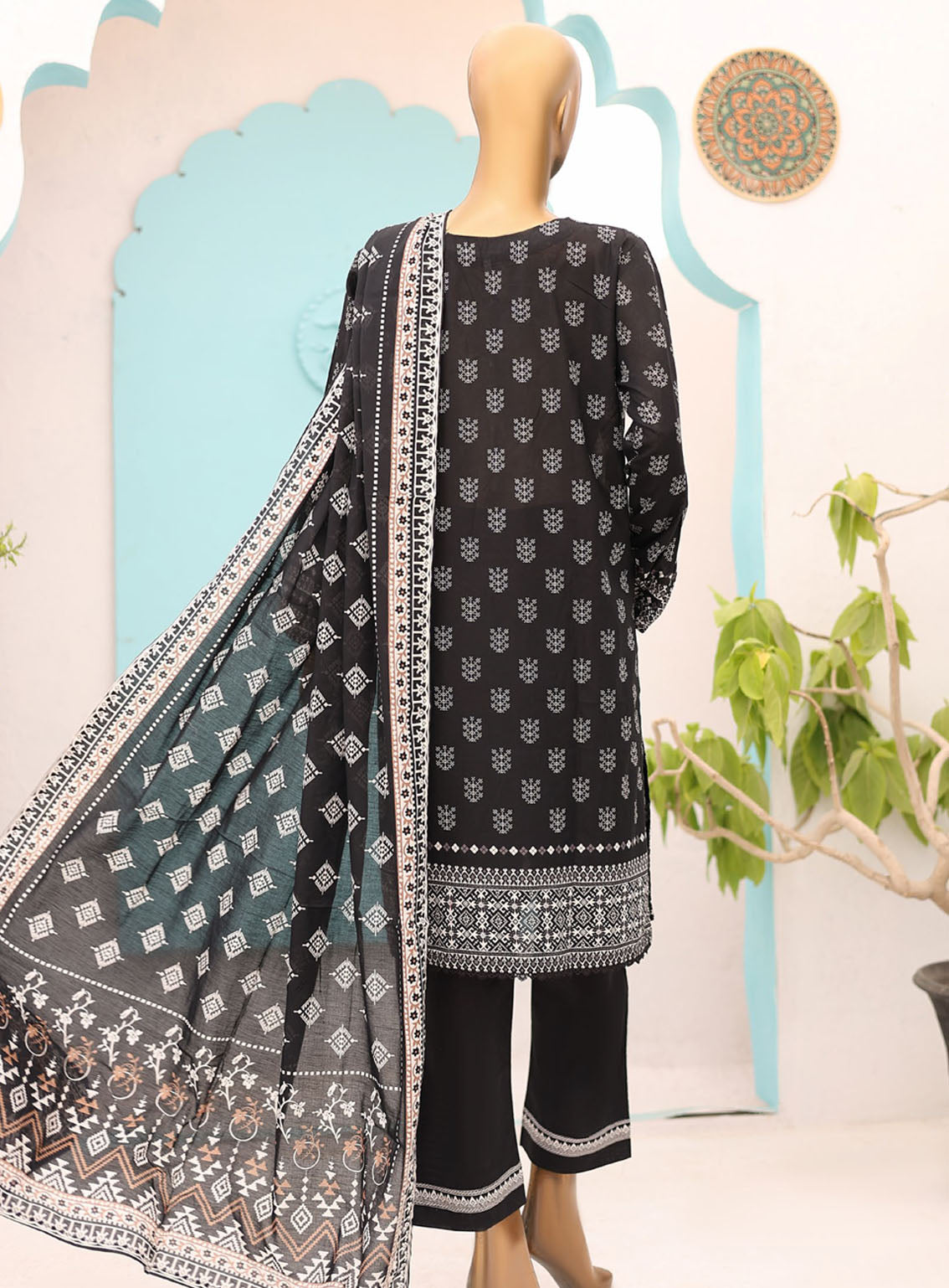 Bin Saeed Black & White Lawn 3 Piece Stitched Suit - BS24BWL BS-05 Bin Saeed Black & White Lawn 3 Piece Stitched Suit - BS24BWL BS-05