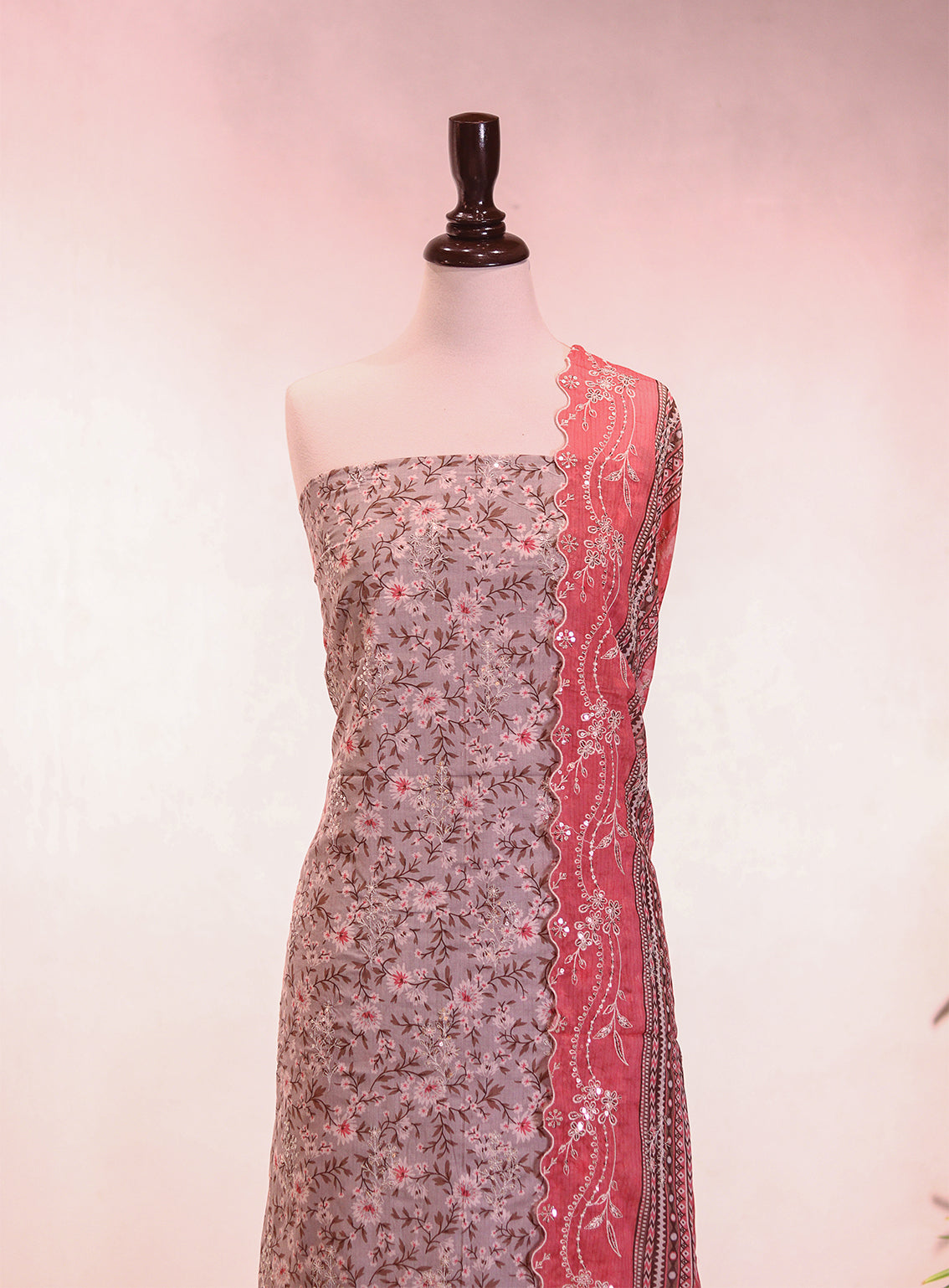 Bin Saeed Digital Embroidered Lawn 3 Piece Unstitched Suit BS26E D-002 Bin Saeed Digital Embroidered Lawn 3 Piece Unstitched Suit BS26E D-002