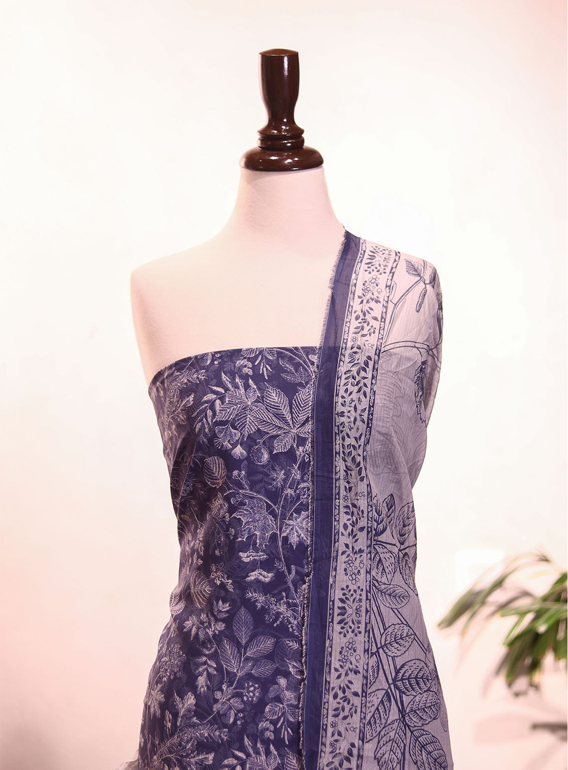 Bin Saeed Digital Printed Cotton 3 Piece Unstitched Suit BS25DPC D-064 Bin Saeed Digital Printed Cotton 3 Piece Unstitched Suit BS25DPC D-064