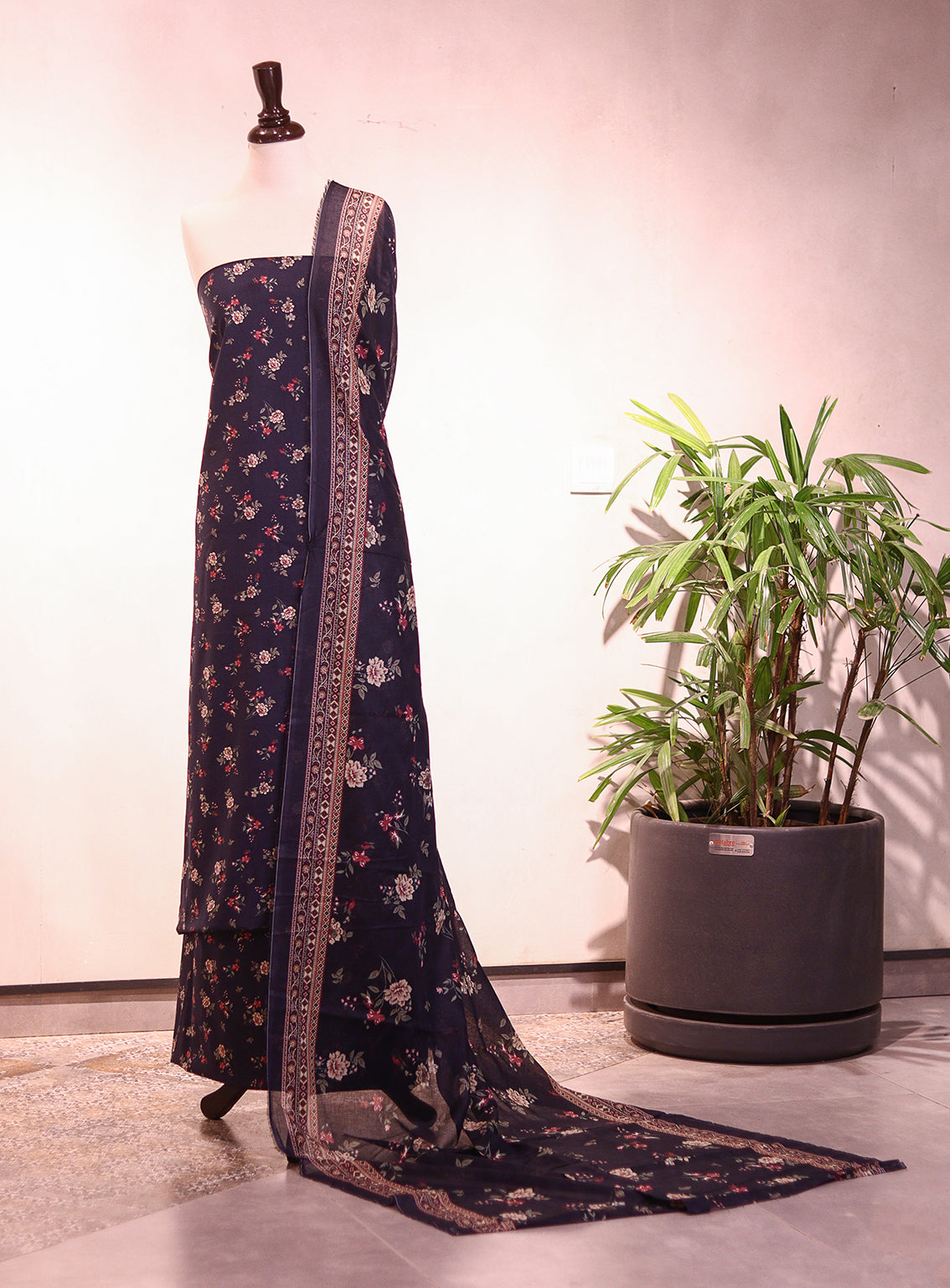 Bin Saeed Digital Printed Lawn 3 Piece Unstitched Suit BS26P D-ALL05 Bin Saeed Digital Printed Lawn 3 Piece Unstitched Suit BS26P D-ALL05