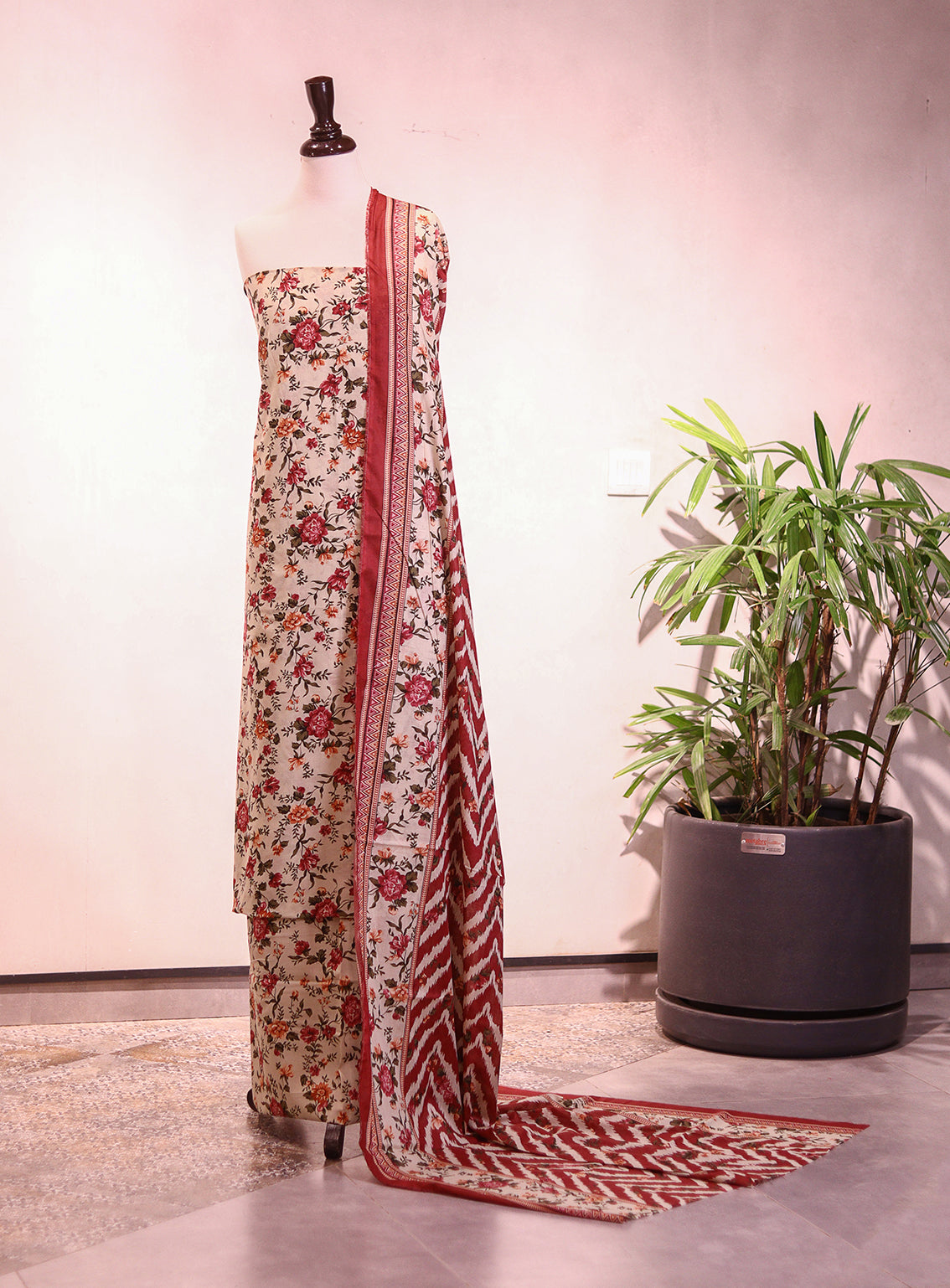 Bin Saeed Digital Printed Lawn 3 Piece Unstitched Suit BS26P D-ALL11 Bin Saeed Digital Printed Lawn 3 Piece Unstitched Suit BS26P D-ALL11