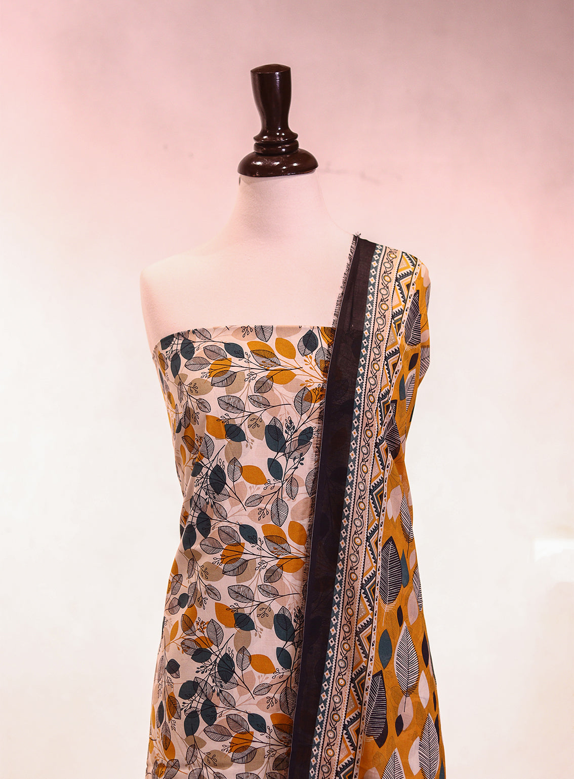 Bin Saeed Digital Printed Lawn 3 Piece Unstitched Suit BS26P D-ALL15 Bin Saeed Digital Printed Lawn 3 Piece Unstitched Suit BS26P D-ALL15