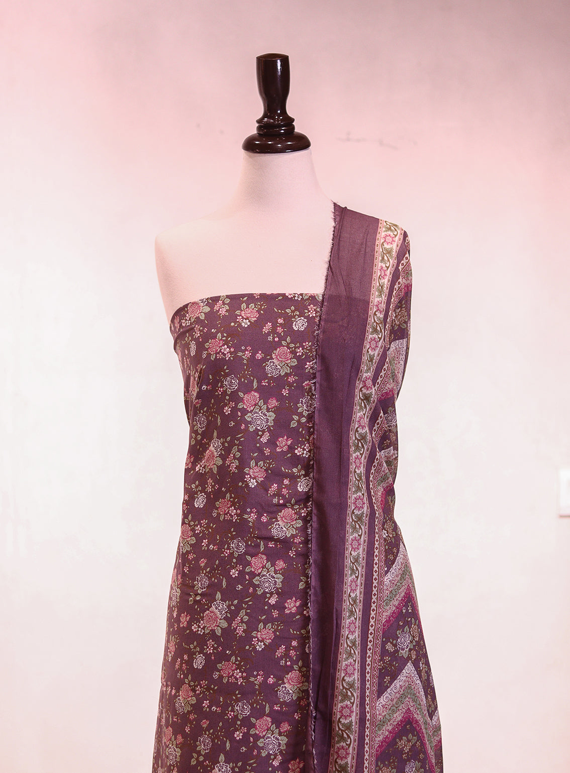 Bin Saeed Digital Printed Lawn 3 Piece Unstitched Suit BS26P D-ALL19 Bin Saeed Digital Printed Lawn 3 Piece Unstitched Suit BS26P D-ALL19