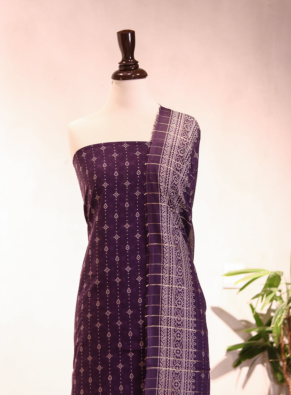 Bin Saeed Digital Printed Lawn 3 Piece Unstitched Suit BS26P D-ALL35 Bin Saeed Digital Printed Lawn 3 Piece Unstitched Suit BS26P D-ALL35