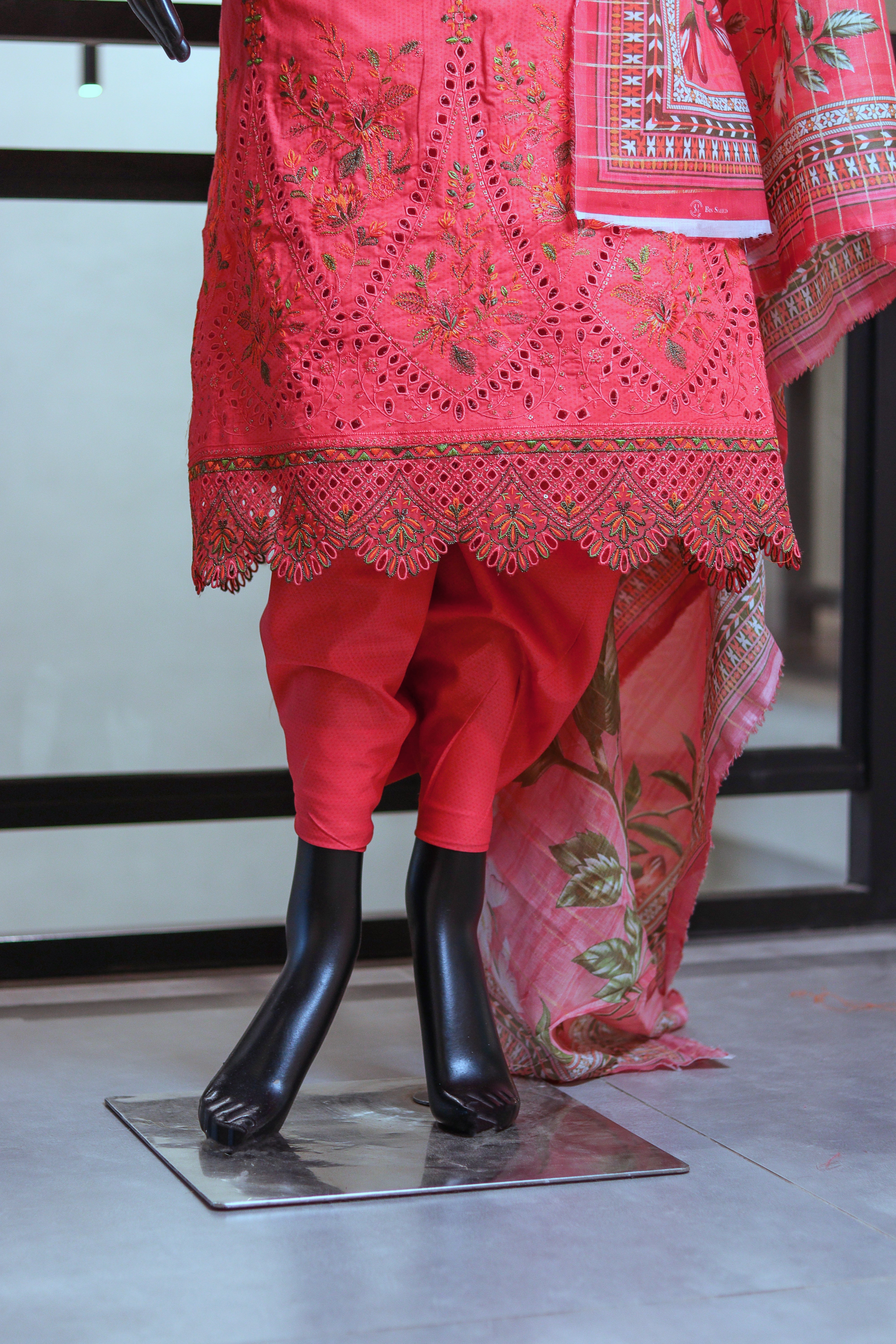 Bin Saeed Embroidered Cotton 3 Piece Unstitched Suit BS24EC D-93 Bin Saeed Embroidered Cotton 3 Piece Unstitched Suit BS24EC D-93