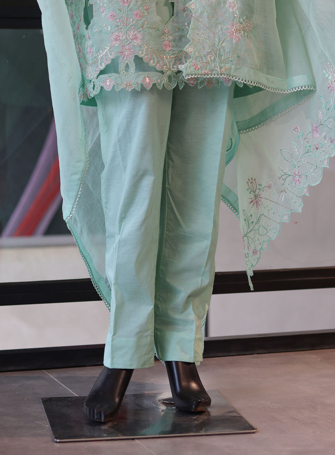 Bin Saeed Festive Digital Embroidered Lawn 3 Piece Stitched Suit - BS24FEL D-05 Bin Saeed Festive Digital Embroidered Lawn 3 Piece Stitched Suit - BS24FEL D-05