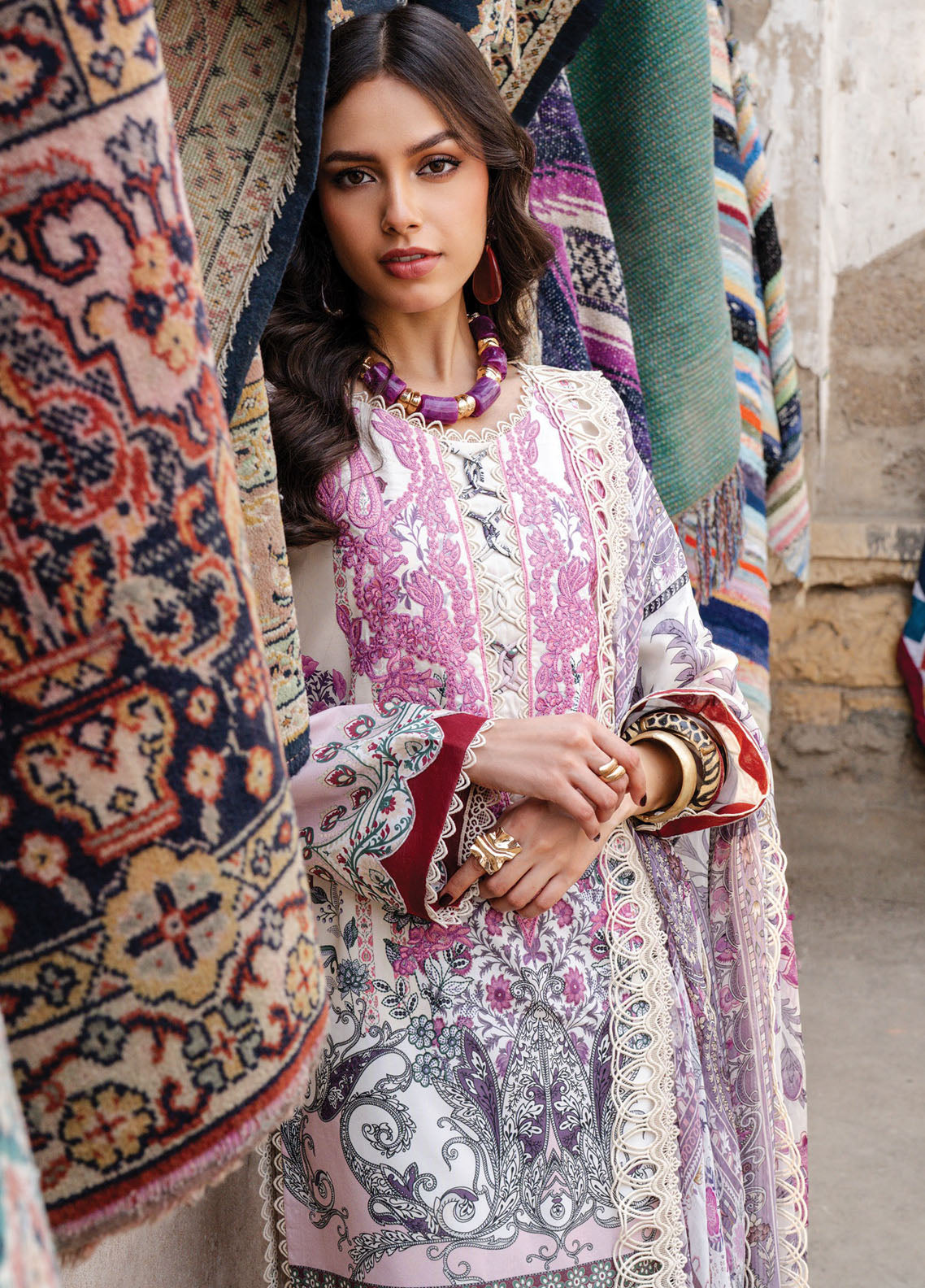 Bliss By Jade Embroidered Lawn 3 Piece Unstitched Suit JD26BL D-20868 Bliss By Jade Embroidered Lawn 3 Piece Unstitched Suit JD26BL D-20868