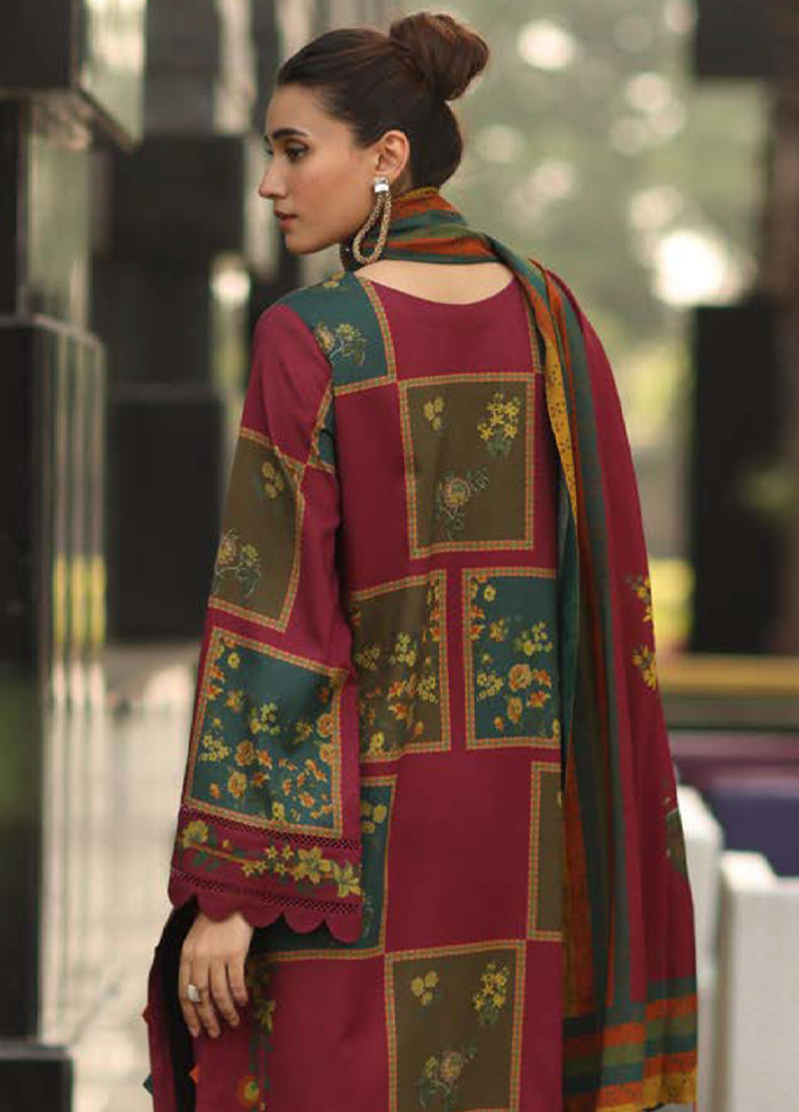 C-Prints By Charizma Printed Staple Linen 3 Piece Unstitched Suit CH25CPV2 D-CPW-10 C-Prints By Charizma Printed Staple Linen 3 Piece Unstitched Suit CH25CPV2 D-CPW-10