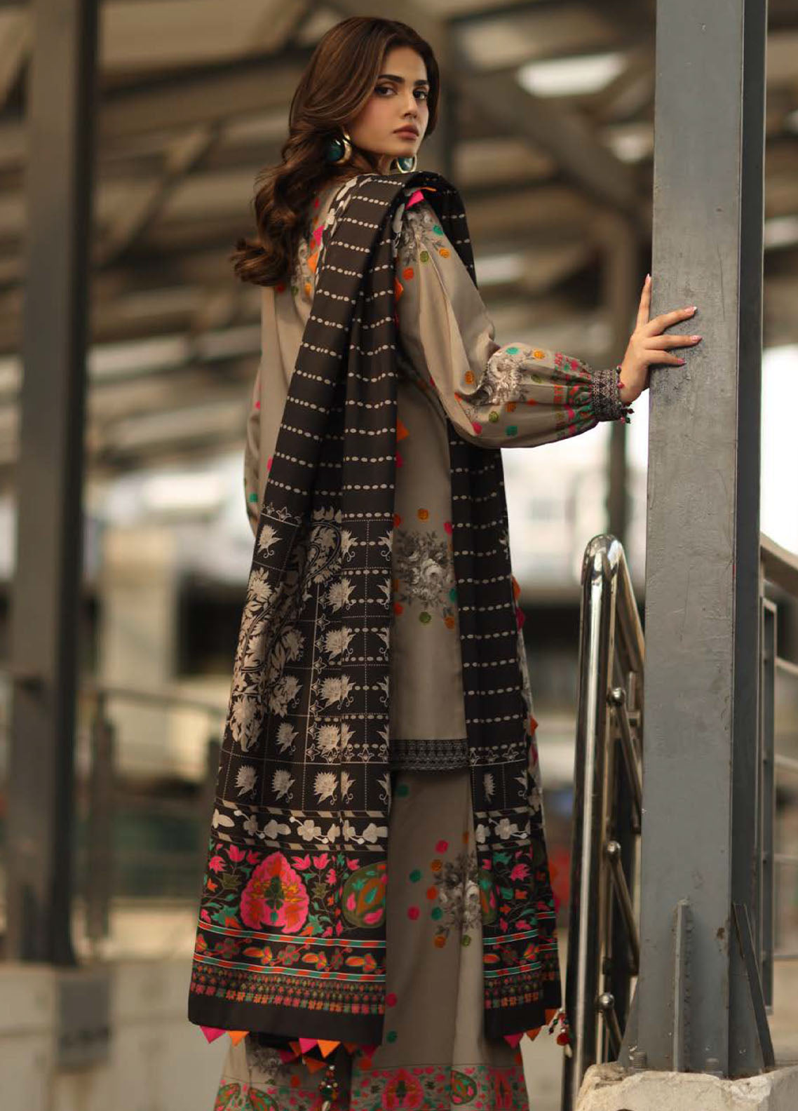 C-Prints By Charizma Printed Staple Linen 3 Piece Unstitched Suit CH25CPV2 D-CPW-13 C-Prints By Charizma Printed Staple Linen 3 Piece Unstitched Suit CH25CPV2 D-CPW-13