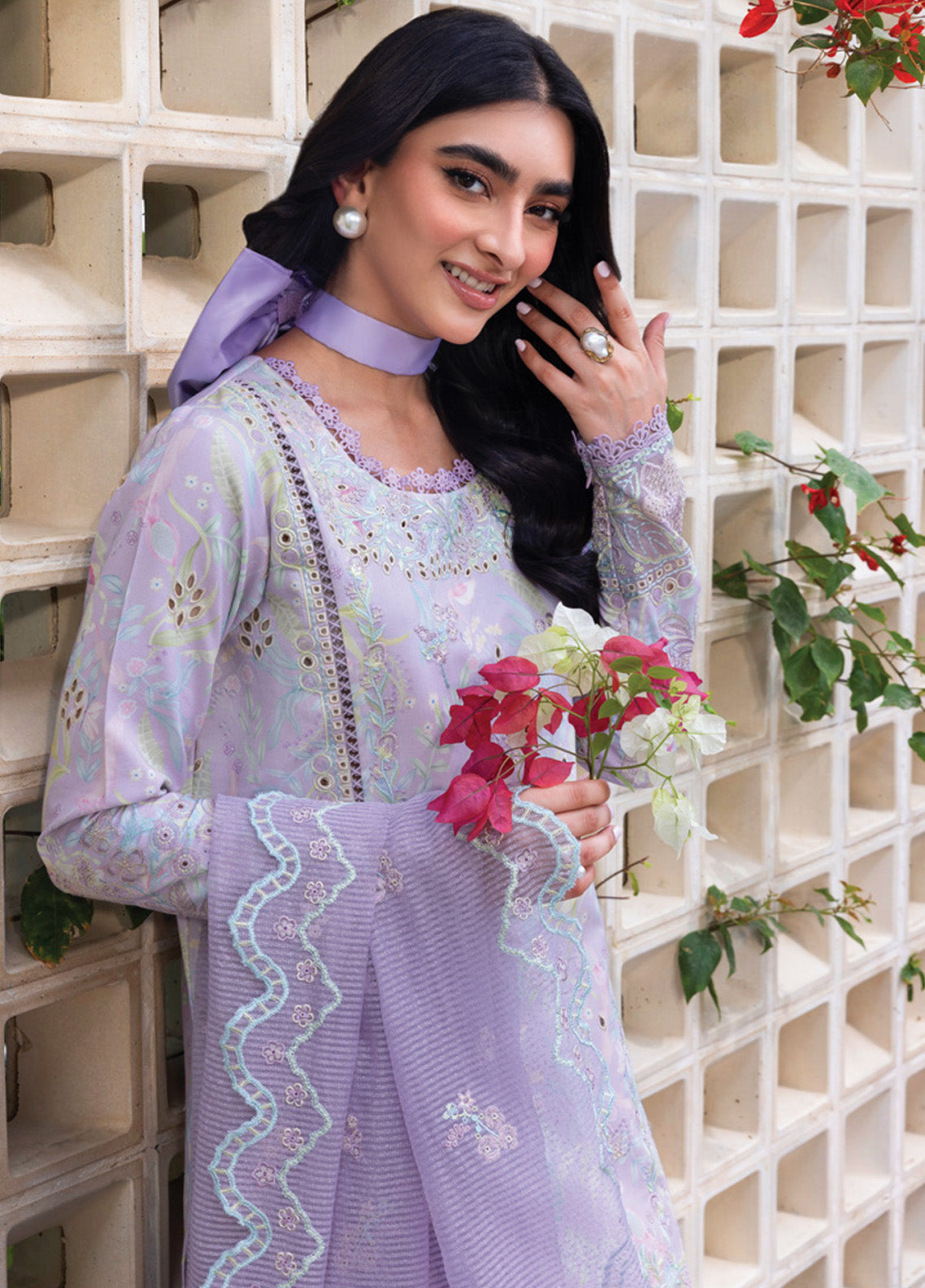 Carnation By Rang Rasiya Embroidered Lawn 3 Piece Unstitched Suit RR25CLFE D-11 LILY Carnation By Rang Rasiya Embroidered Lawn 3 Piece Unstitched Suit RR25CLFE D-11 LILY