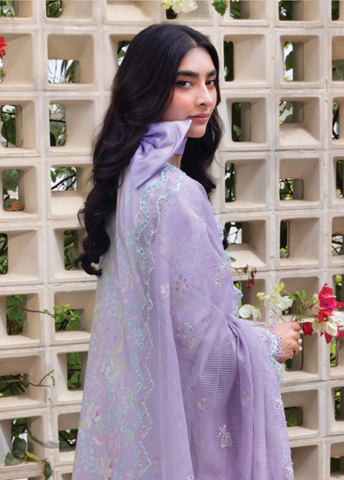 Carnation By Rang Rasiya Embroidered Lawn 3 Piece Unstitched Suit RR25CLFE D-11 LILY Carnation By Rang Rasiya Embroidered Lawn 3 Piece Unstitched Suit RR25CLFE D-11 LILY