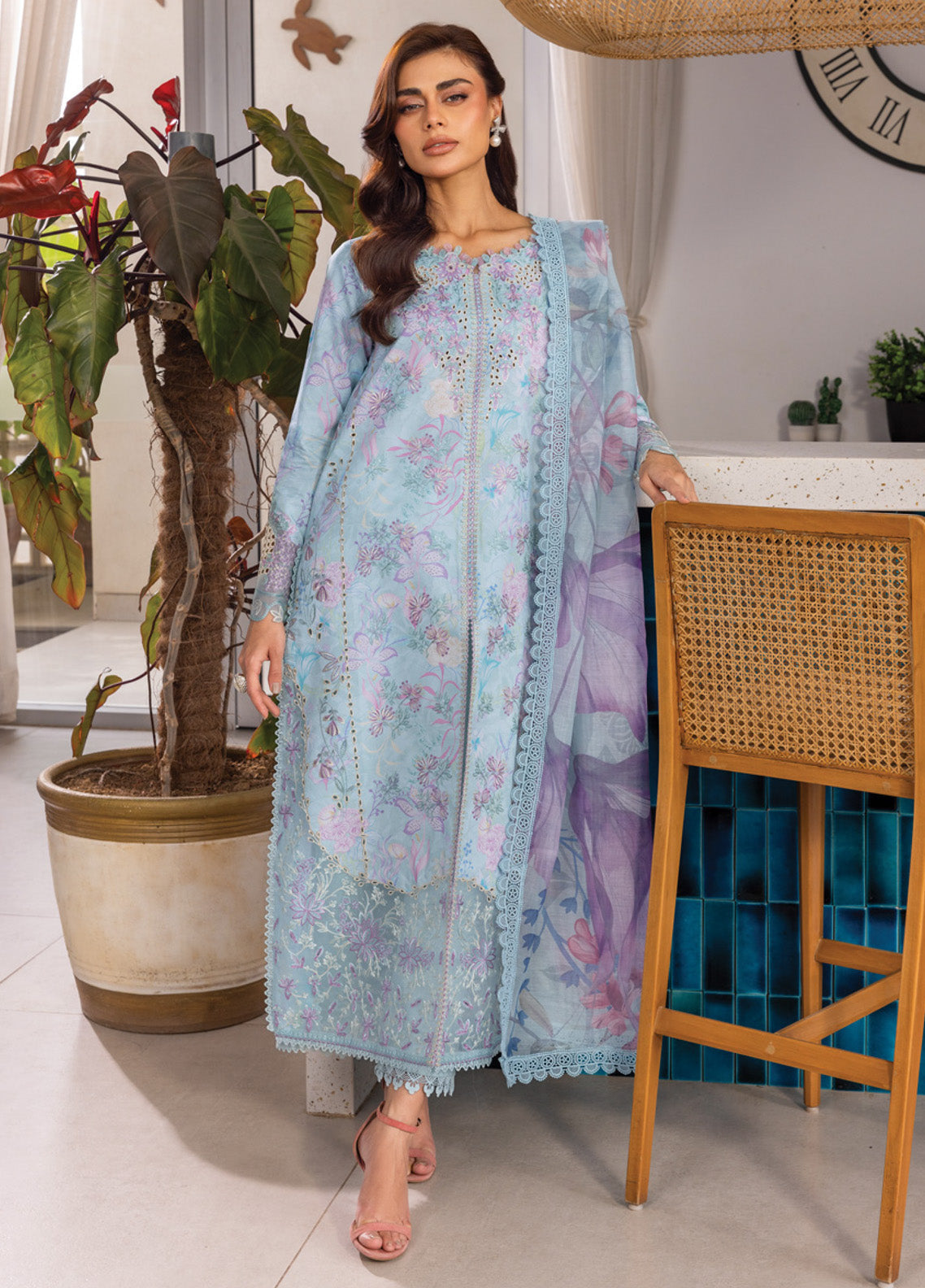 Carnation By Rang Rasiya Embroidered Lawn 3 Piece Unstitched Suit RR25CLFE D-14 LEEZA Carnation By Rang Rasiya Embroidered Lawn 3 Piece Unstitched Suit RR25CLFE D-14 LEEZA