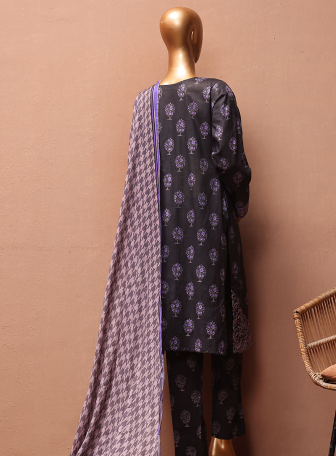 Chahat By Aifa Embroidered Lawn 3 Piece Unstitched Suit AI24C AF-CH-24702 Chahat By Aifa Embroidered Lawn 3 Piece Unstitched Suit AI24C AF-CH-24702