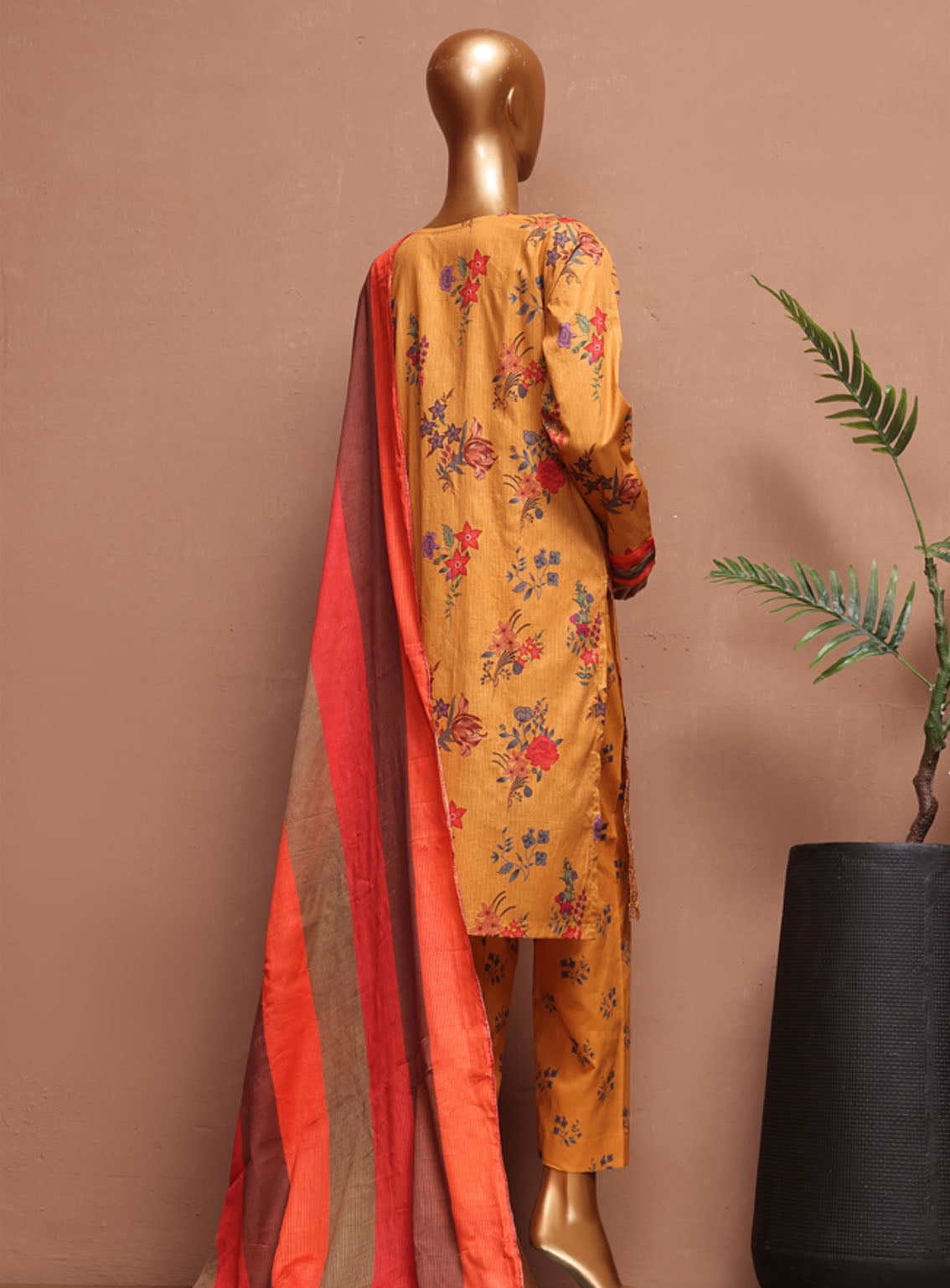 Chahat By Aifa Embroidered Lawn 3 Piece Unstitched Suit AI24C AF-CH-24705 Chahat By Aifa Embroidered Lawn 3 Piece Unstitched Suit AI24C AF-CH-24705