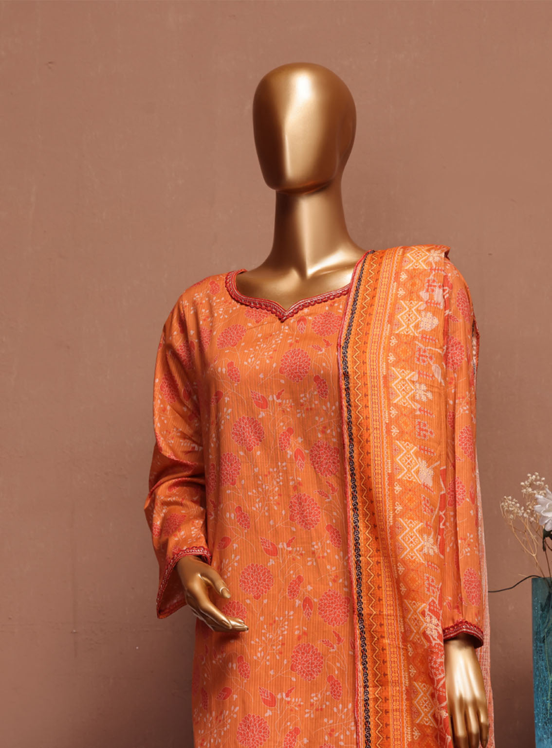 Chahat By Aifa Embroidered Lawn 3 Piece Unstitched Suit AI24C AF-CH-24709 Chahat By Aifa Embroidered Lawn 3 Piece Unstitched Suit AI24C AF-CH-24709