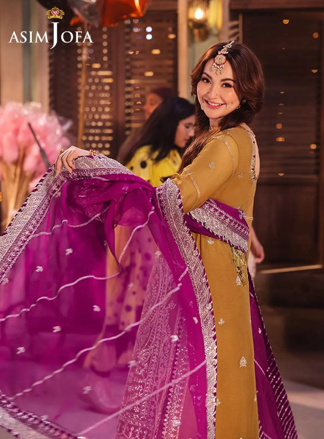 Chamkeeli By Asim Jofa Luminous Luxe Festive Embroidered Chiffon 3 Piece Unstitched Suit AJ24CF AJKK-12 Chamkeeli By Asim Jofa Luminous Luxe Festive Embroidered Chiffon 3 Piece Unstitched Suit AJ24CF AJKK-12