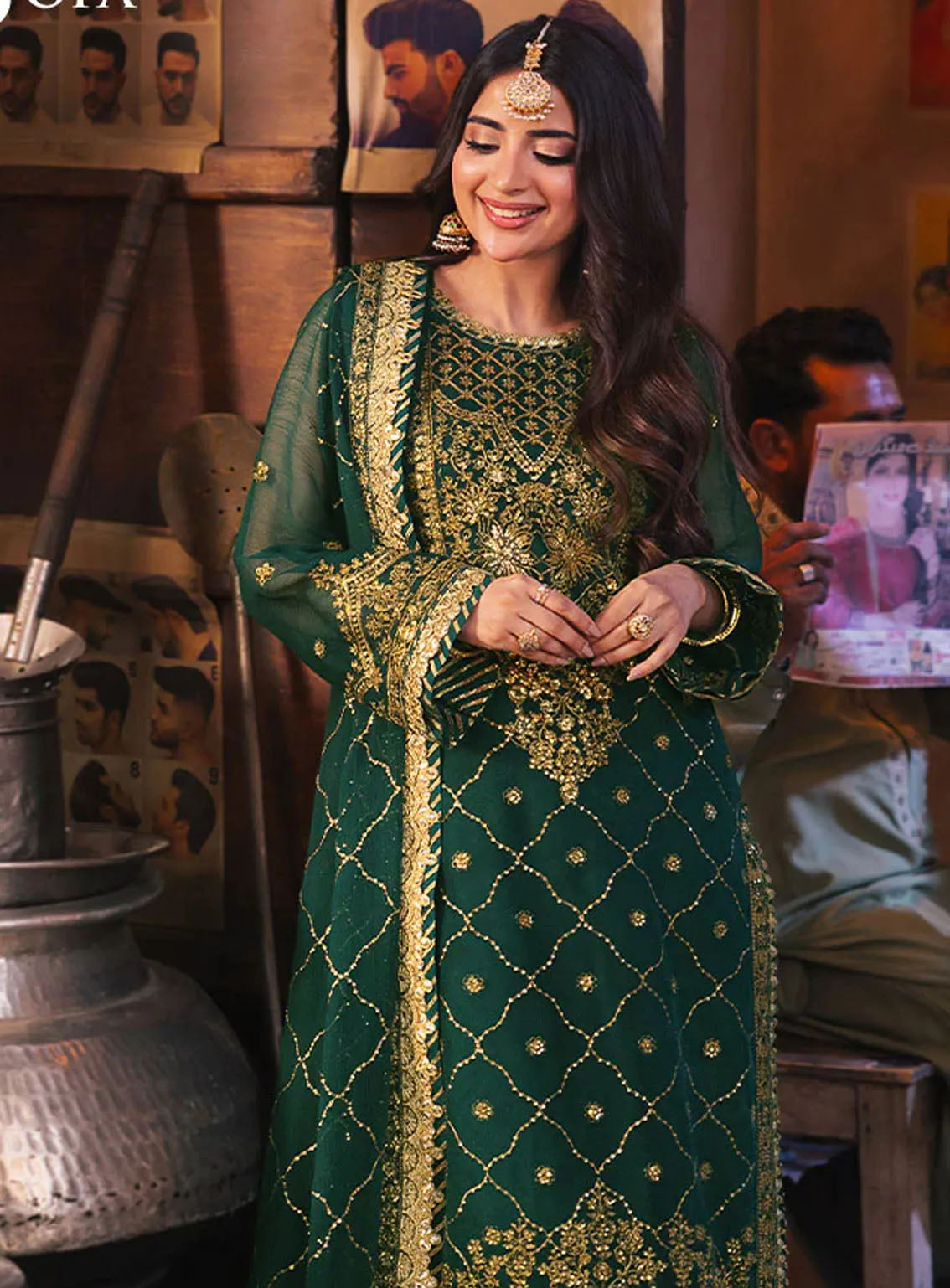 Chamkeeli By Asim Jofa Luminous Luxe Festive Embroidered Chiffon 3 Piece Unstitched Suit AJ24CF AJKK-22 Chamkeeli By Asim Jofa Luminous Luxe Festive Embroidered Chiffon 3 Piece Unstitched Suit AJ24CF AJKK-22