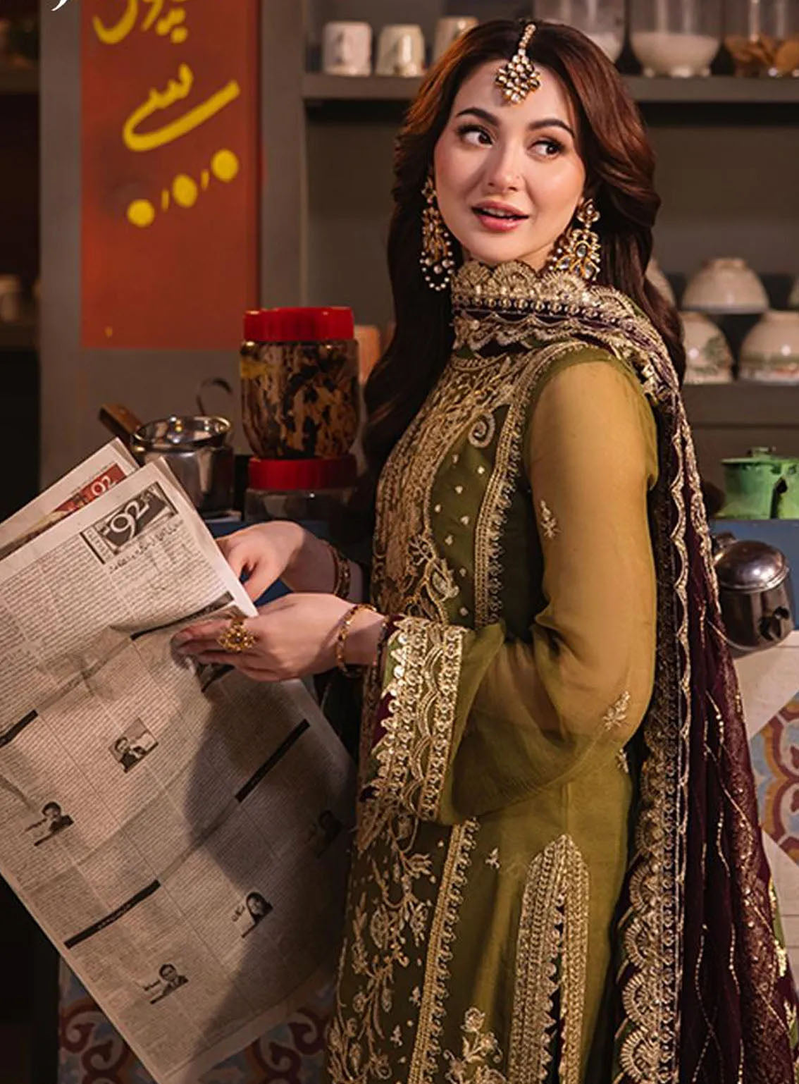 Chamkeeli By Asim Jofa Luminous Luxe Festive Embroidered Chiffon 3 Piece Unstitched Suit AJ24CF AJKK-23 Chamkeeli By Asim Jofa Luminous Luxe Festive Embroidered Chiffon 3 Piece Unstitched Suit AJ24CF AJKK-23