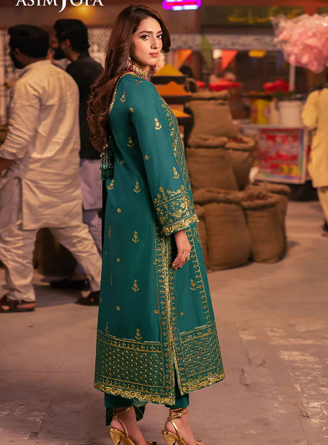 Chamkeeli By Asim Jofa Luminous Luxe Festive Embroidered Chiffon 3 Piece Unstitched Suit AJ24CF AJKK-27 Chamkeeli By Asim Jofa Luminous Luxe Festive Embroidered Chiffon 3 Piece Unstitched Suit AJ24CF AJKK-27
