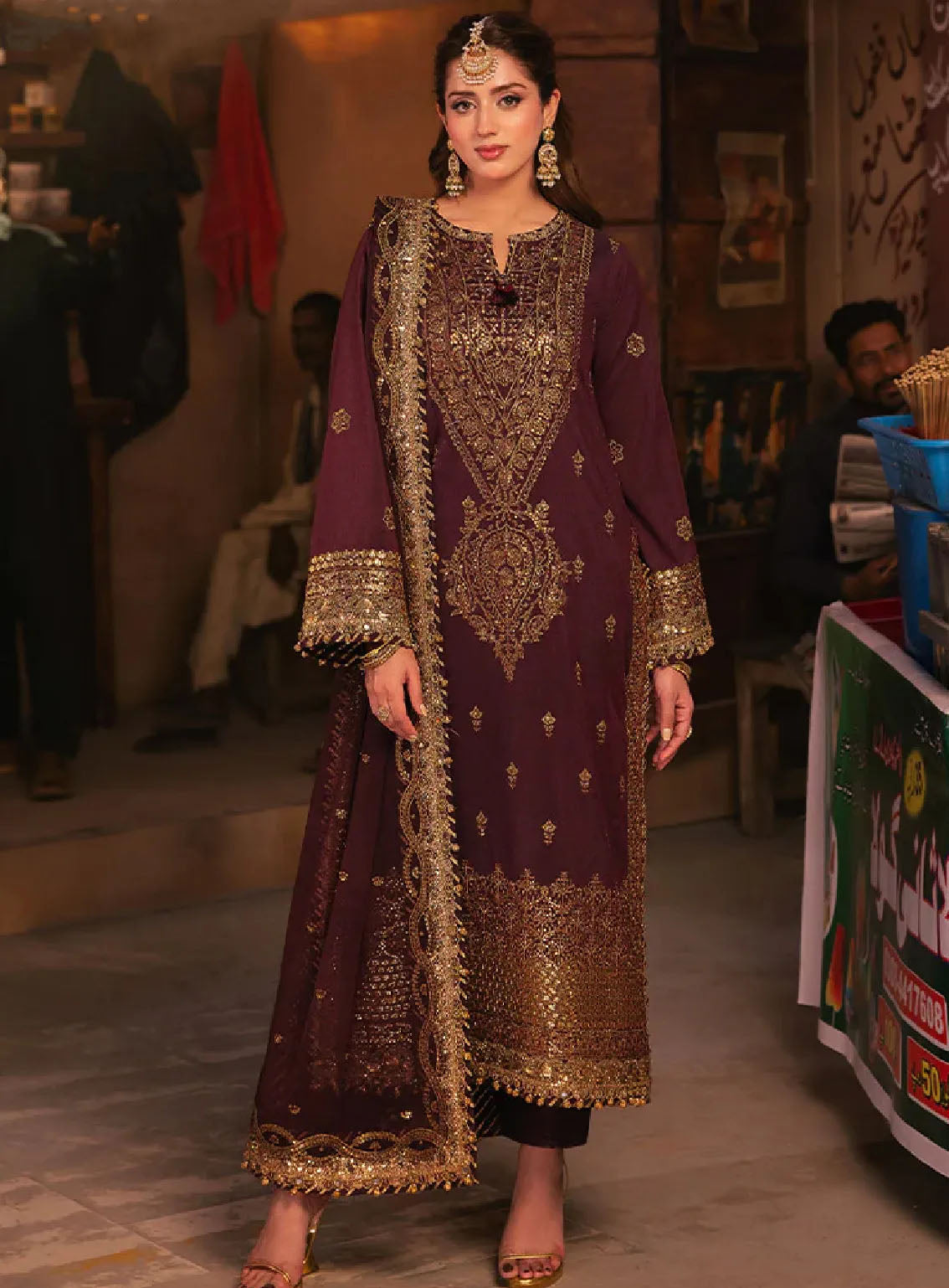Chamkeeli By Asim Jofa Luminous Luxe Festive Embroidered Silk 3 Piece Unstitched Suit AJ24CF AJKK-01 Chamkeeli By Asim Jofa Luminous Luxe Festive Embroidered Silk 3 Piece Unstitched Suit AJ24CF AJKK-01