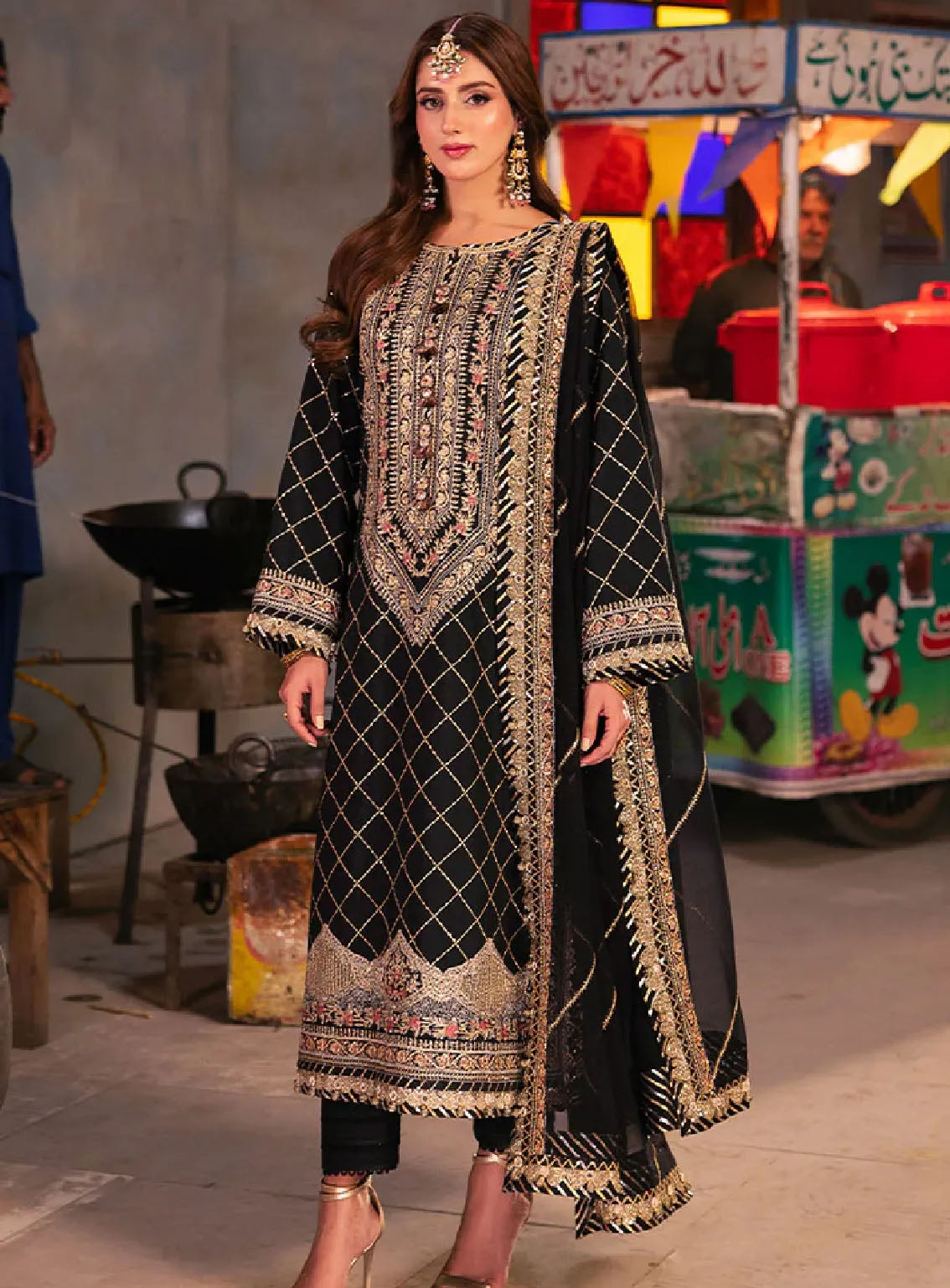 Chamkeeli By Asim Jofa Luminous Luxe Festive Embroidered Silk 3 Piece Unstitched Suit AJ24CF AJKK-02 Chamkeeli By Asim Jofa Luminous Luxe Festive Embroidered Silk 3 Piece Unstitched Suit AJ24CF AJKK-02