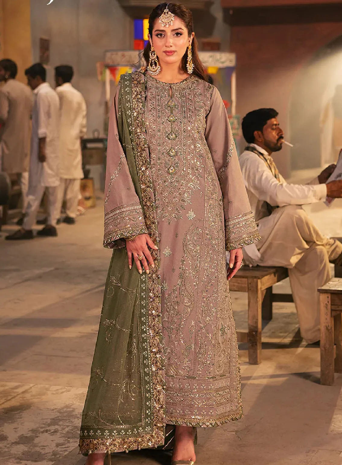 Chamkeeli By Asim Jofa Luminous Luxe Festive Embroidered Silk 3 Piece Unstitched Suit AJ24CF AJKK-08 Chamkeeli By Asim Jofa Luminous Luxe Festive Embroidered Silk 3 Piece Unstitched Suit AJ24CF AJKK-08