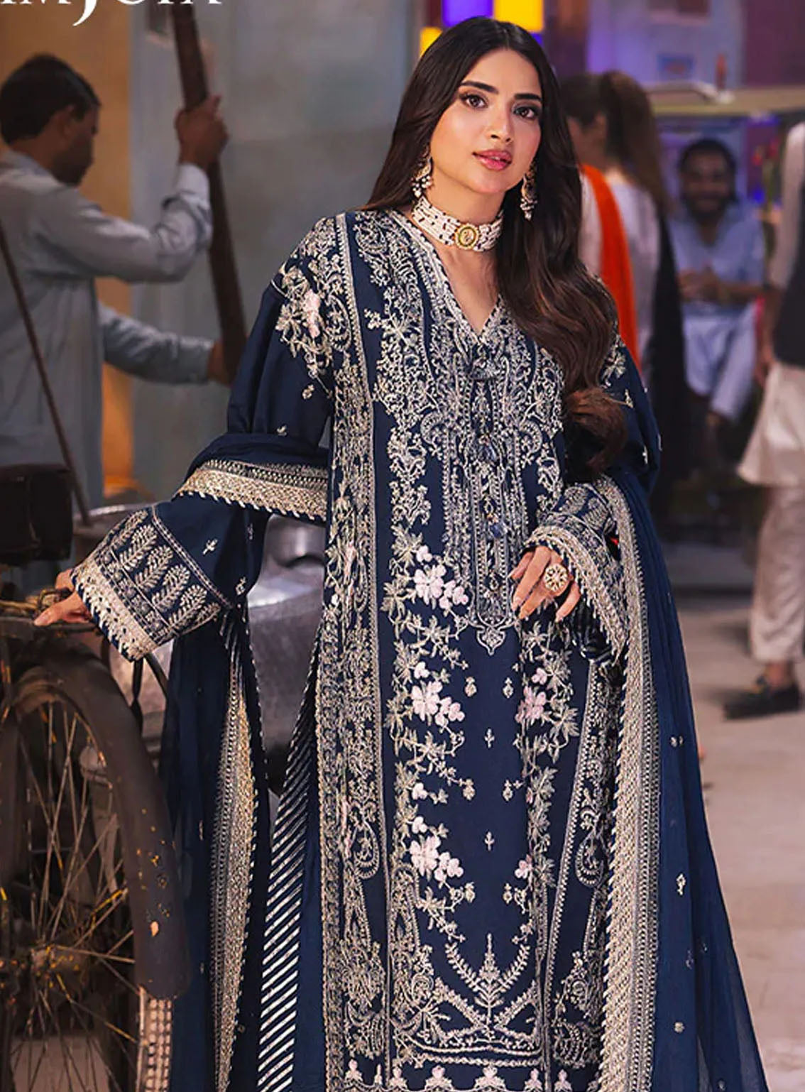 Chamkeeli By Asim Jofa Luminous Luxe Festive Embroidered Silk 3 Piece Unstitched Suit AJ24CF AJKK-25 Chamkeeli By Asim Jofa Luminous Luxe Festive Embroidered Silk 3 Piece Unstitched Suit AJ24CF AJKK-25