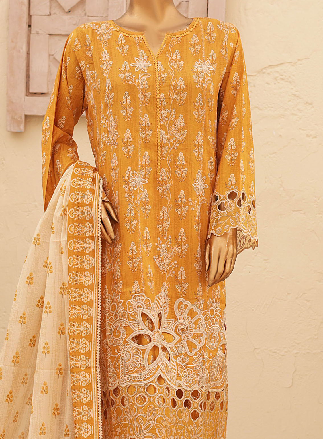 Chand Bagh By Bin Saeed Embroidered Lawn 3 Piece Stitched Suit - BS24CBEL D-154 Chand Bagh By Bin Saeed Embroidered Lawn 3 Piece Stitched Suit - BS24CBEL D-154