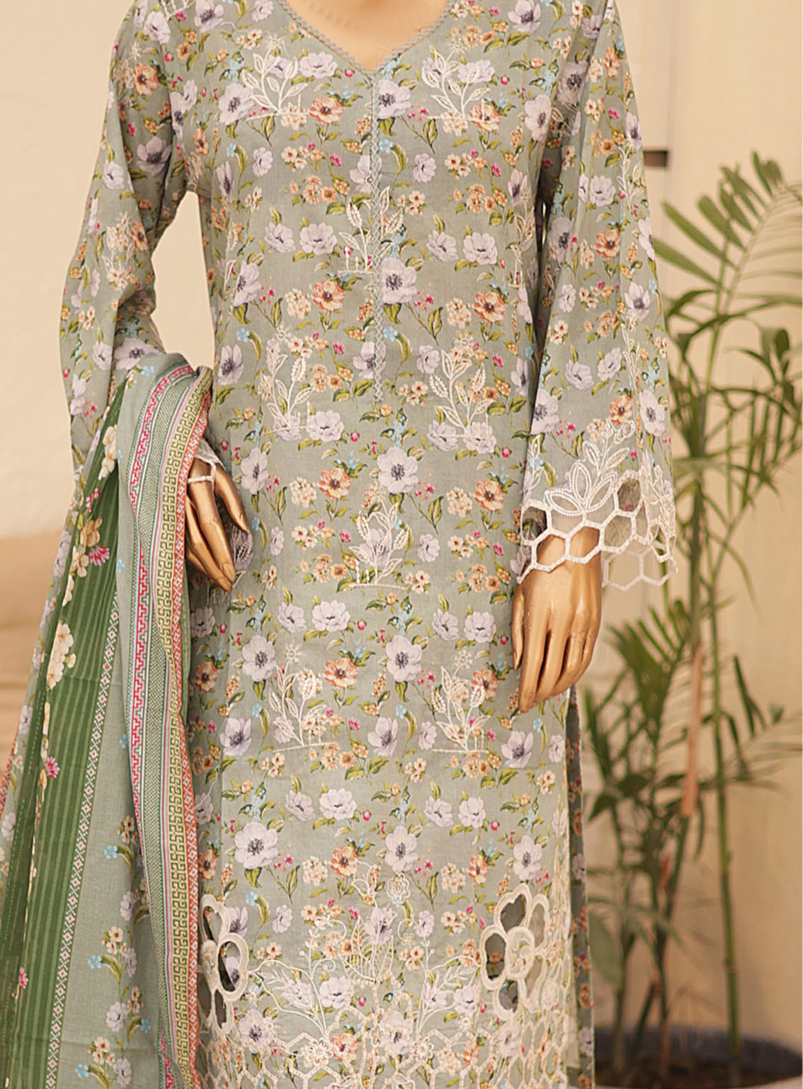 Chand Bagh By Bin Saeed Embroidered Lawn 3 Piece Stitched Suit - BS24CBEL D-164 Chand Bagh By Bin Saeed Embroidered Lawn 3 Piece Stitched Suit - BS24CBEL D-164