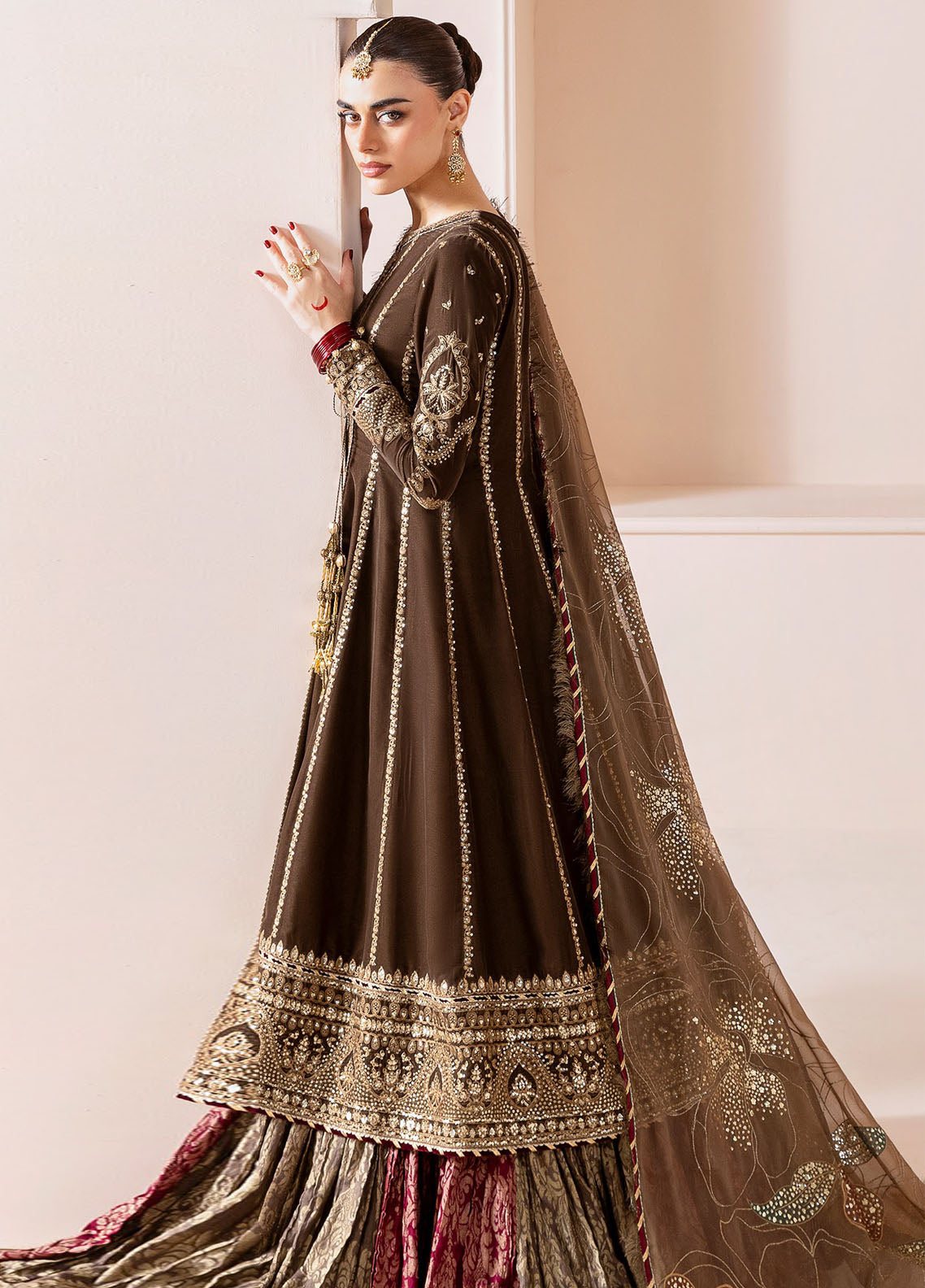 Chandni By Jazmin Embroidered Velvet 3 Piece Unstitched Suit JZ25CLV D-CVF-04 GULRUH Chandni By Jazmin Embroidered Velvet 3 Piece Unstitched Suit JZ25CLV D-CVF-04 GULRUH