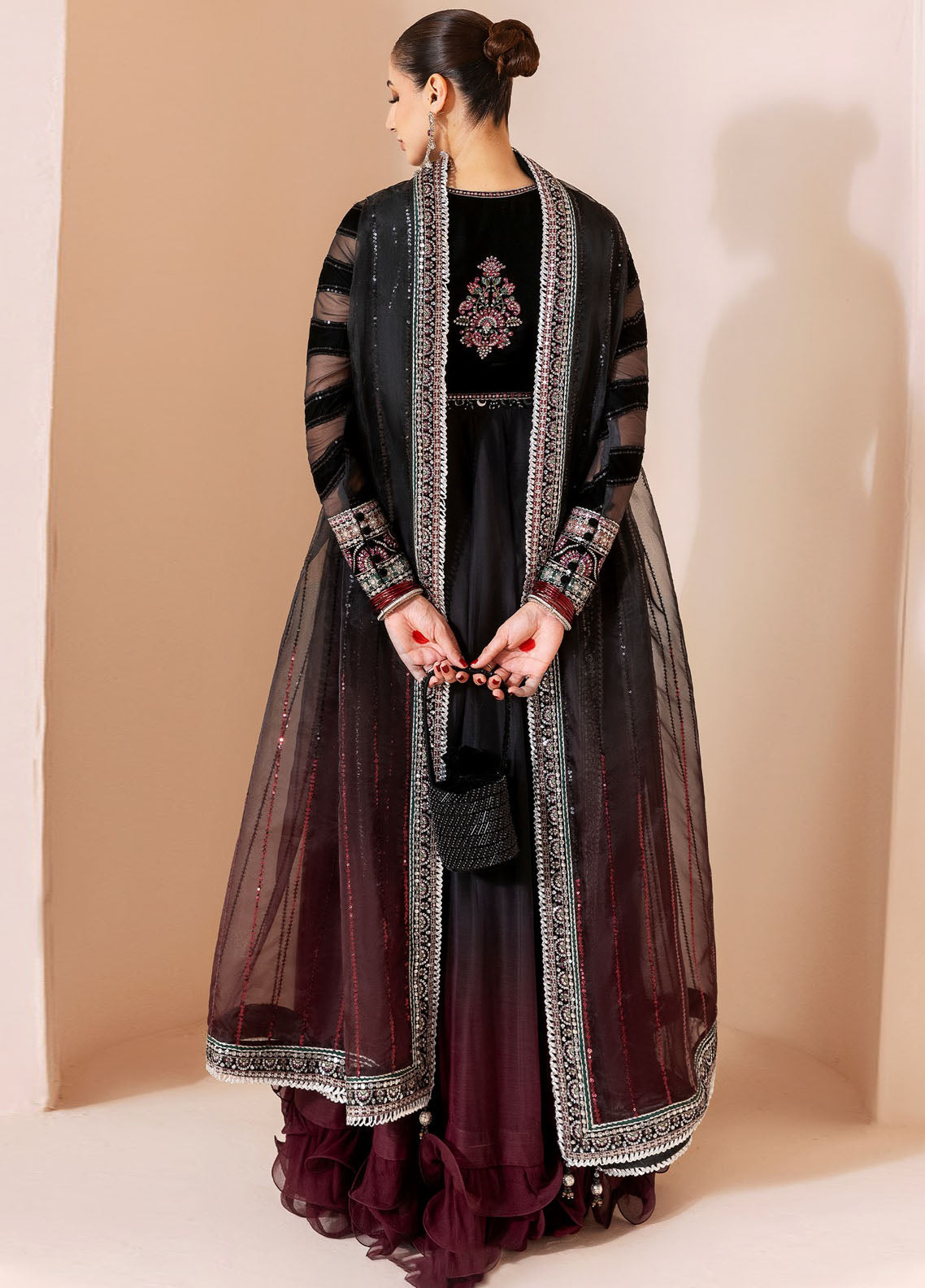 Chandni By Jazmin Embroidered Velvet 3 Piece Unstitched Suit JZ25CLV D-CVF-10 LAILA Chandni By Jazmin Embroidered Velvet 3 Piece Unstitched Suit JZ25CLV D-CVF-10 LAILA