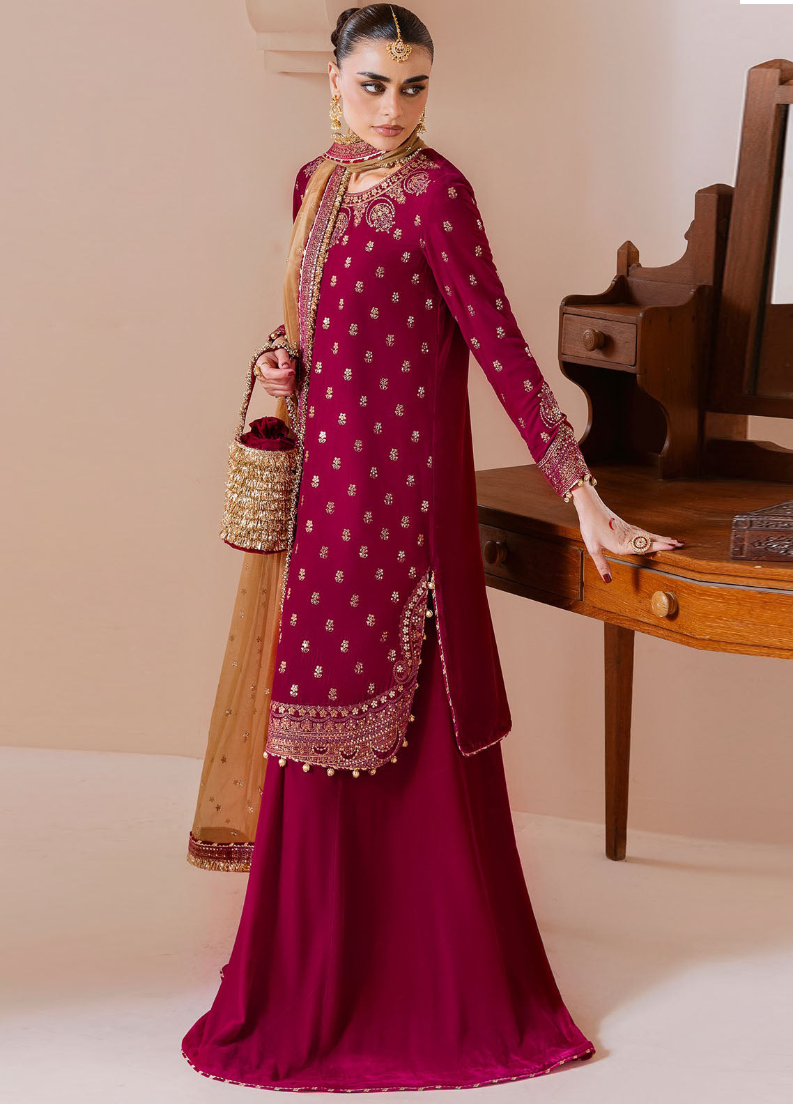 Chandni By Jazmin Embroidered Velvet 3 Piece Unstitched Suit JZ25CLV D-CVF-11 SHIREEN Chandni By Jazmin Embroidered Velvet 3 Piece Unstitched Suit JZ25CLV D-CVF-11 SHIREEN