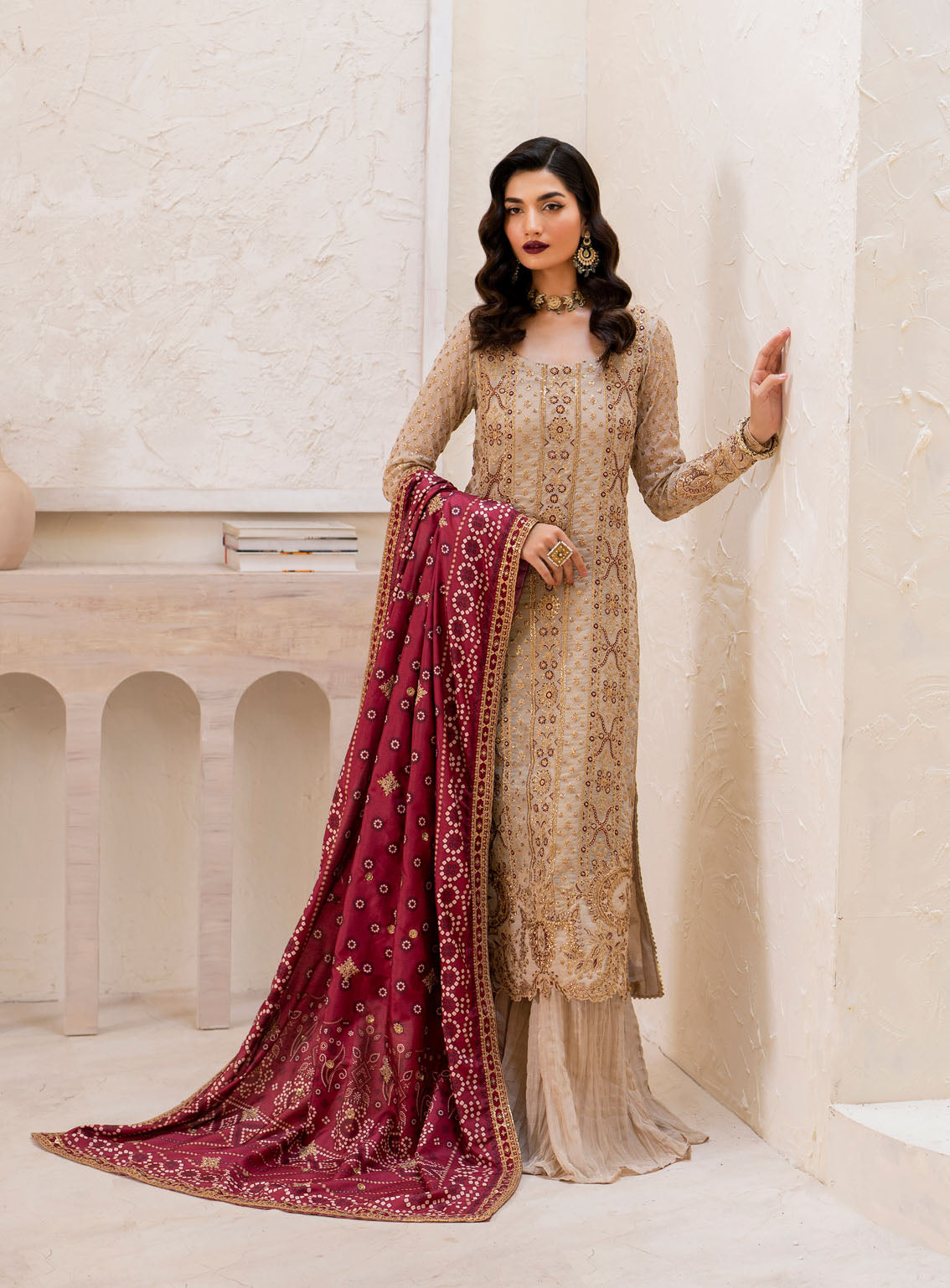 Chinon By Iznik Embroidered Luxury Chiffon 3 Piece Unstitched Suit IZ24CCV2 CC-44 Chinon By Iznik Embroidered Luxury Chiffon 3 Piece Unstitched Suit IZ24CCV2 CC-44