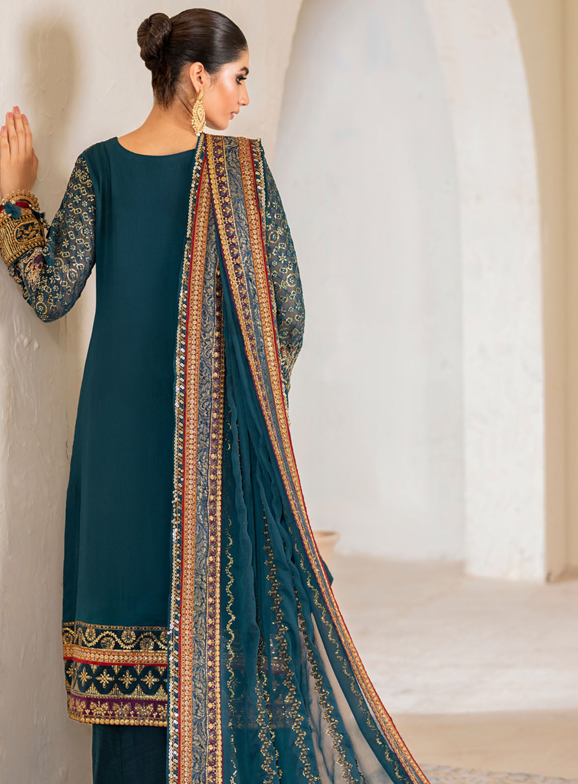 Chinon By Iznik Embroidered Luxury Chiffon 3 Piece Unstitched Suit IZ24CCV2 CC-46 Chinon By Iznik Embroidered Luxury Chiffon 3 Piece Unstitched Suit IZ24CCV2 CC-46